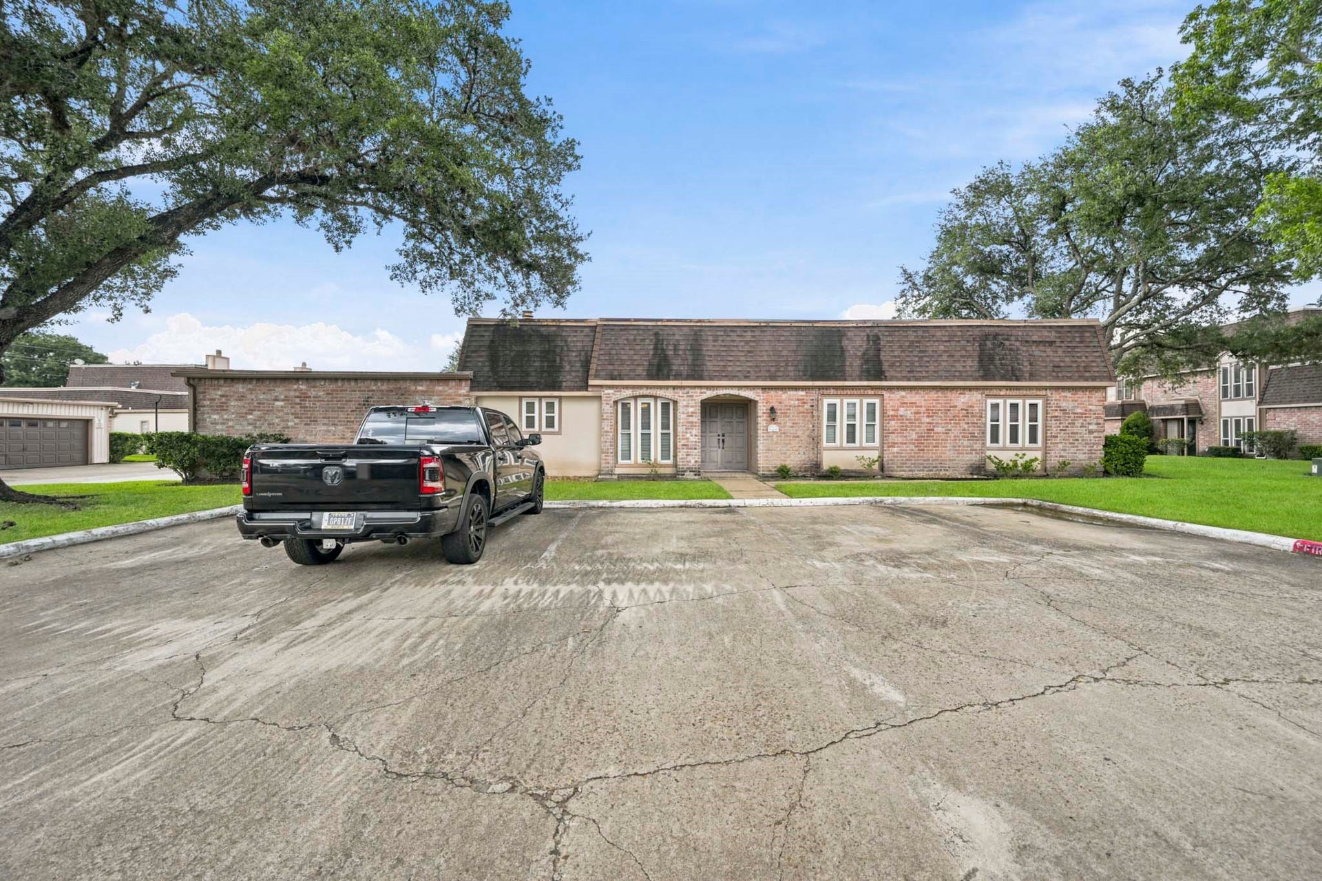 2931 Camelot Lane, Missouri City, TX 77459 2931 Camelot Lane, Missouri City, TX 77459