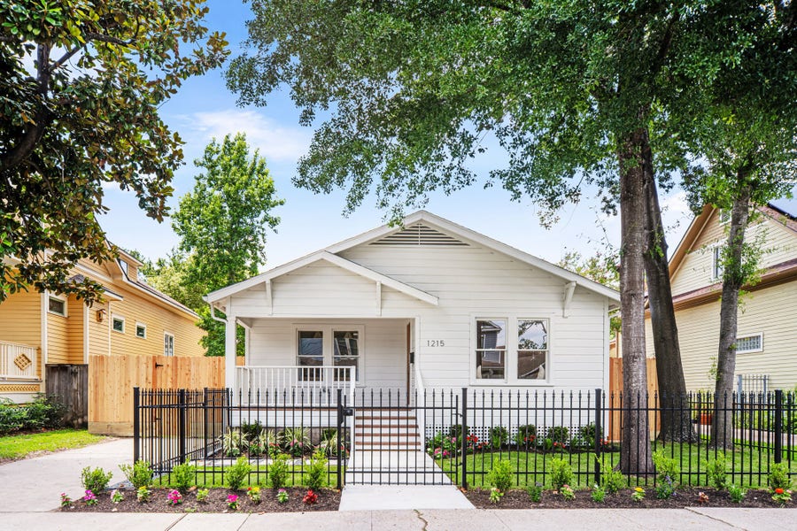 Property photo for 1215 Ashland Street, Houston, TX