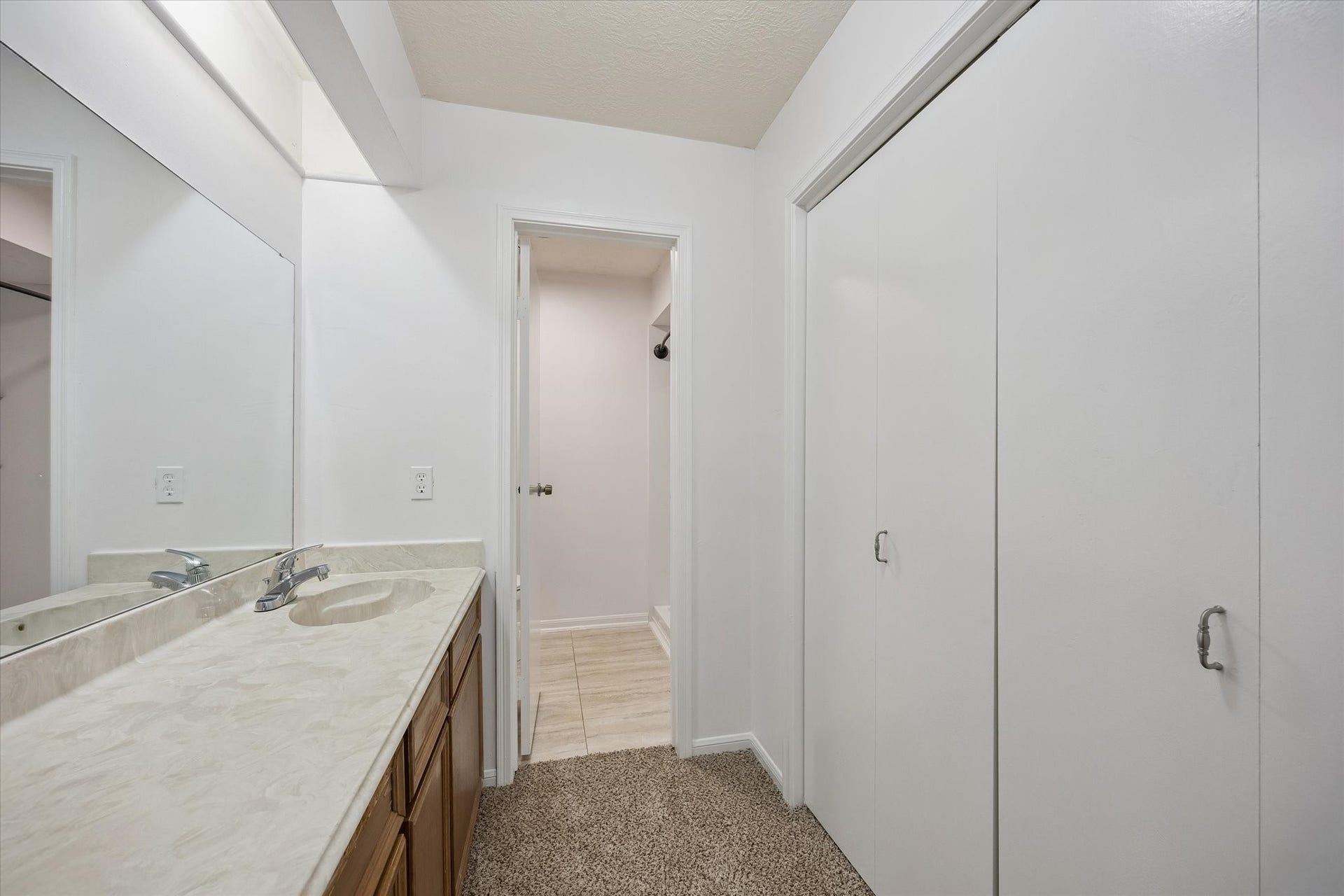 5813 Guadalupe Drive, Dickinson, TX 77539 5813 Guadalupe Drive, Dickinson, TX 77539