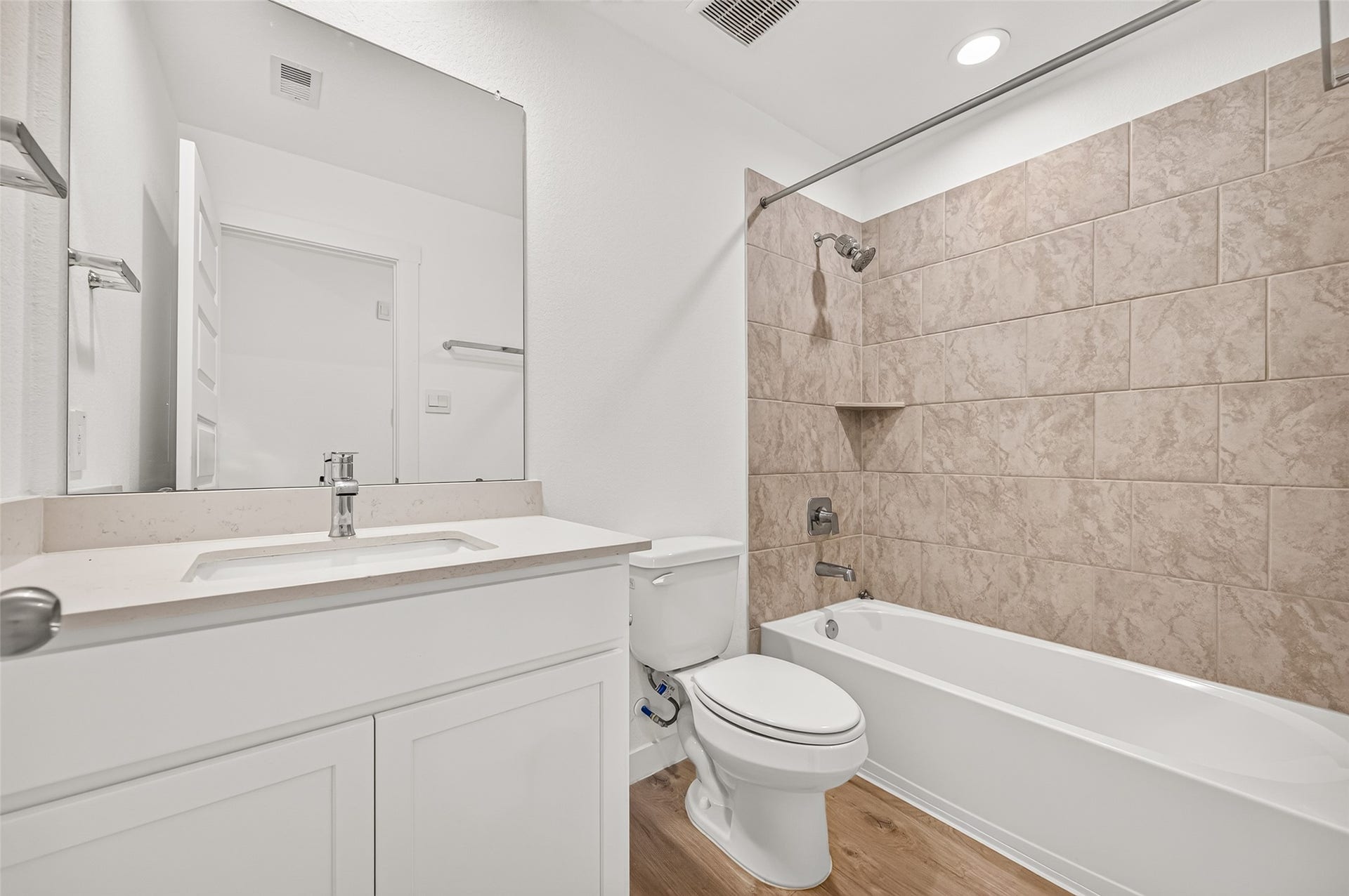 31742 Margaret Woods Lane, Fulshear, TX 77441 The first guest bathroom sits between bedrooms 1 & 2 in the front of the home.