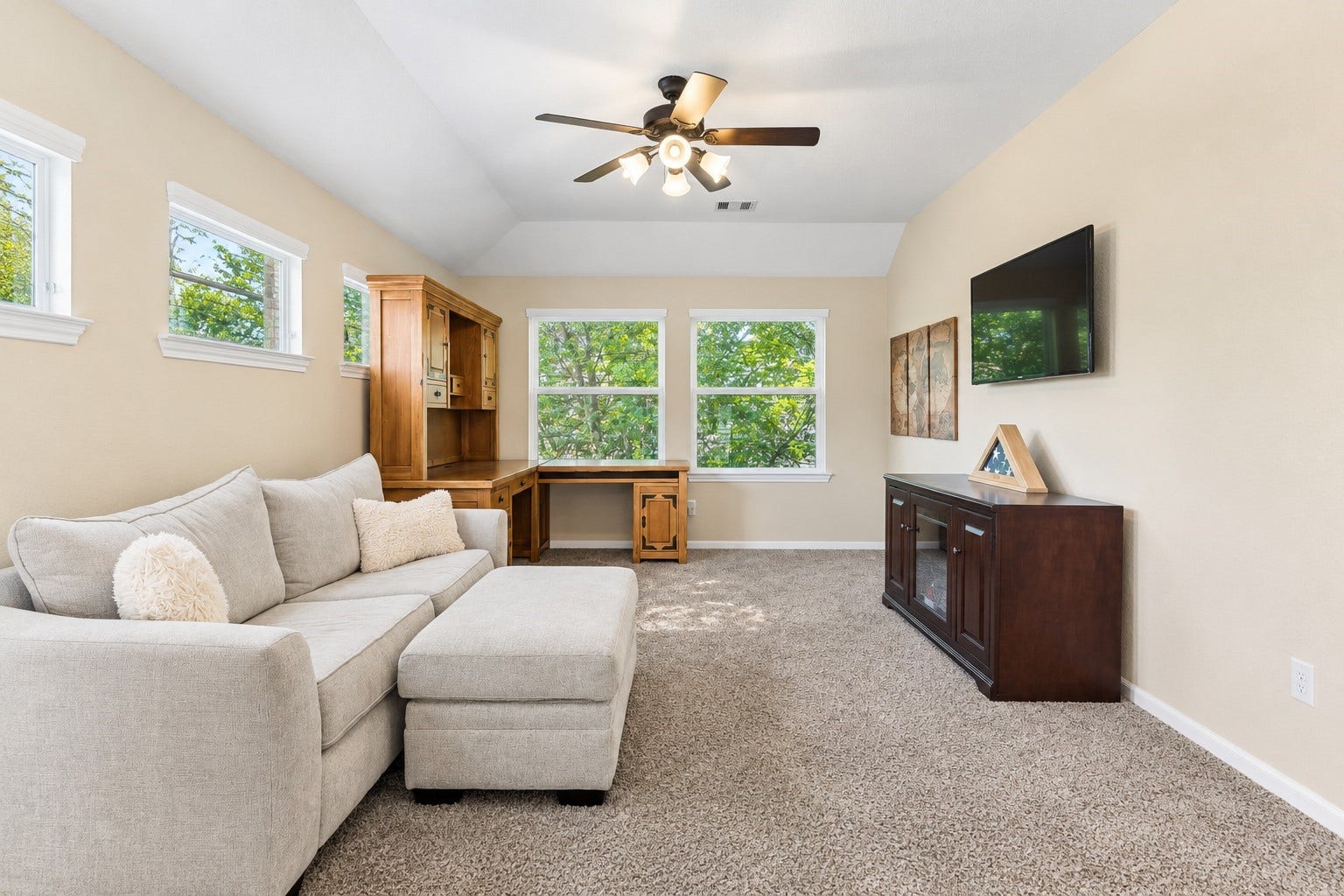 115 Red Eagle Court, Montgomery, TX 77316