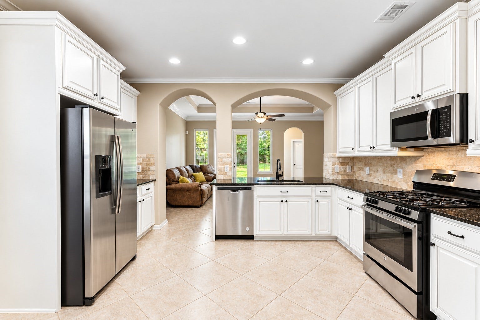 115 Red Eagle Court, Montgomery, TX 77316