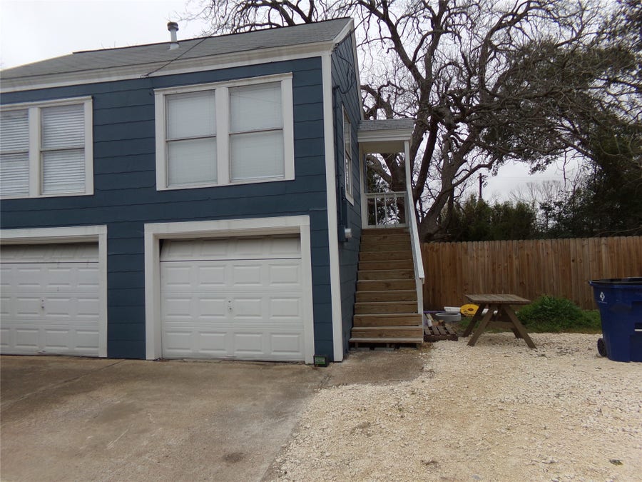 Property photo for 414 N Pecan Street, Angleton, TX