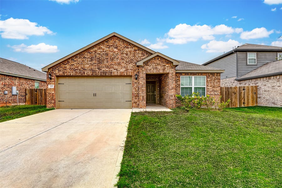 Property photo for 309 Killam County Drive, Katy, TX