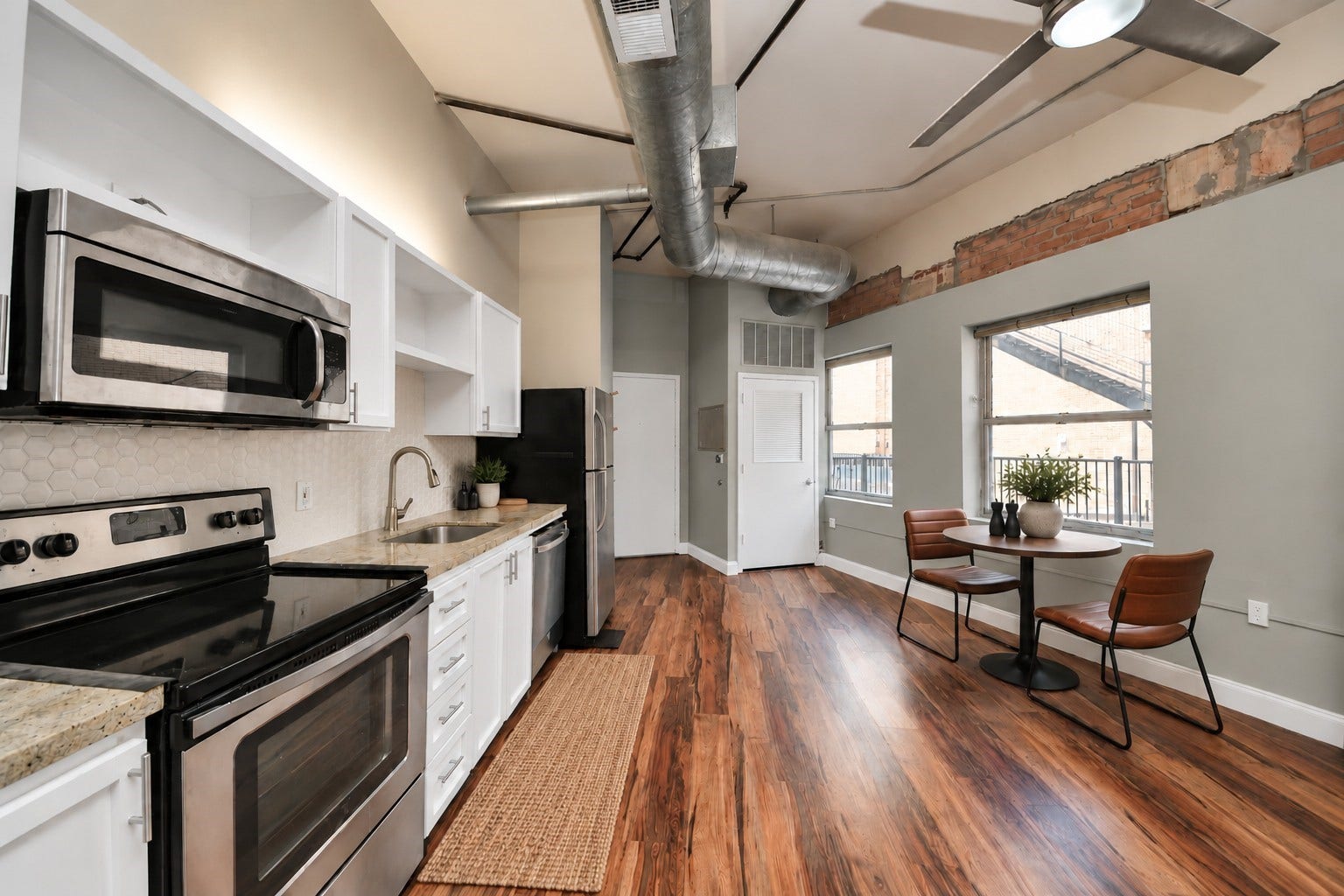 705 Main Street, #610, Houston, TX 77002 *Virtually staged.