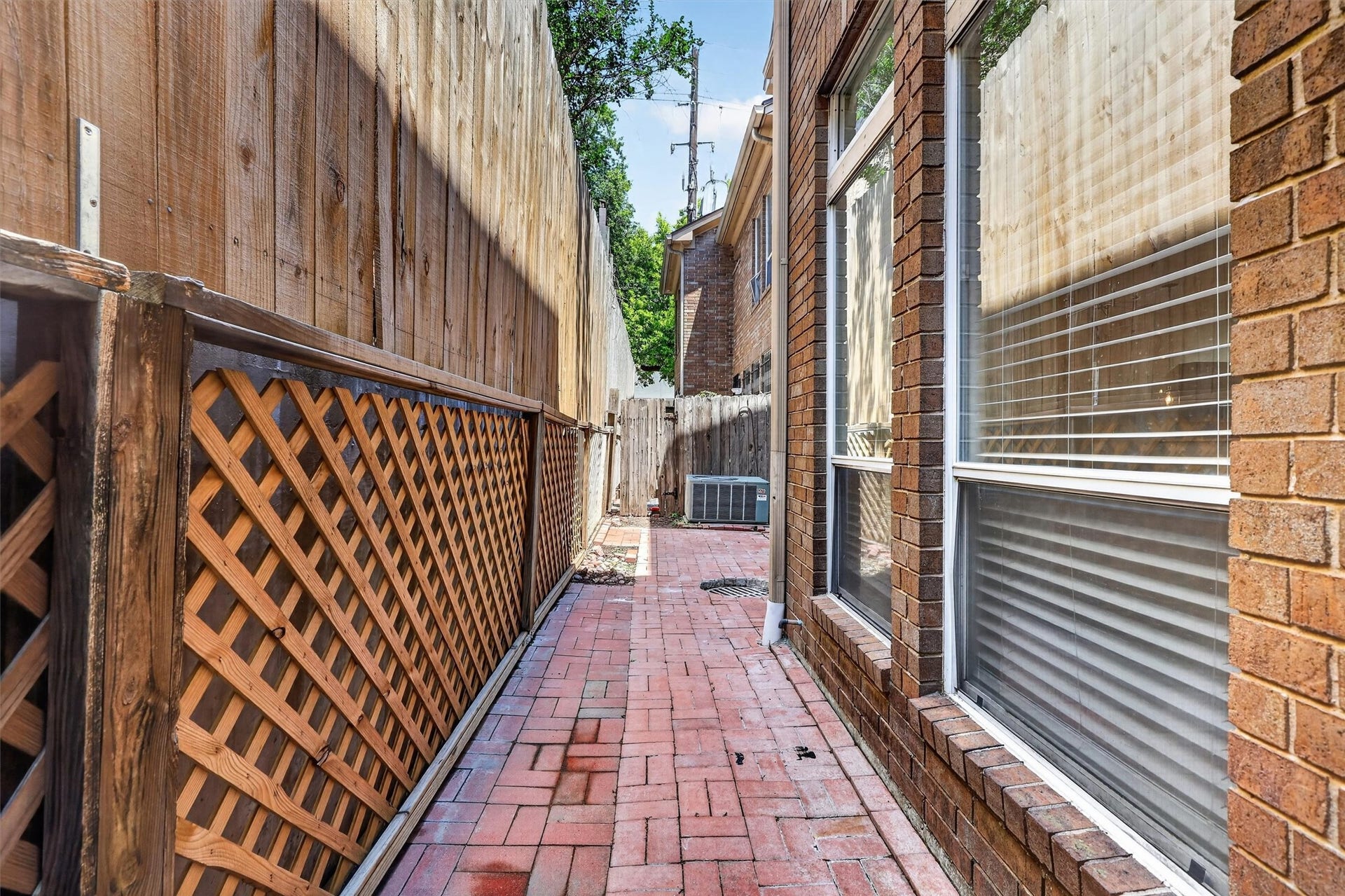 4720 Post Oak Timber Drive, #23, Houston, TX 77056 4720 Post Oak Timber Drive, #23, Houston, TX 77056