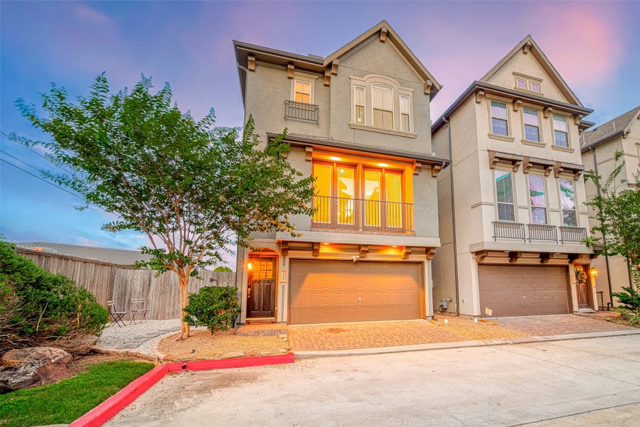 Property photo for 1520 Grayson Oaks Place, Houston, TX