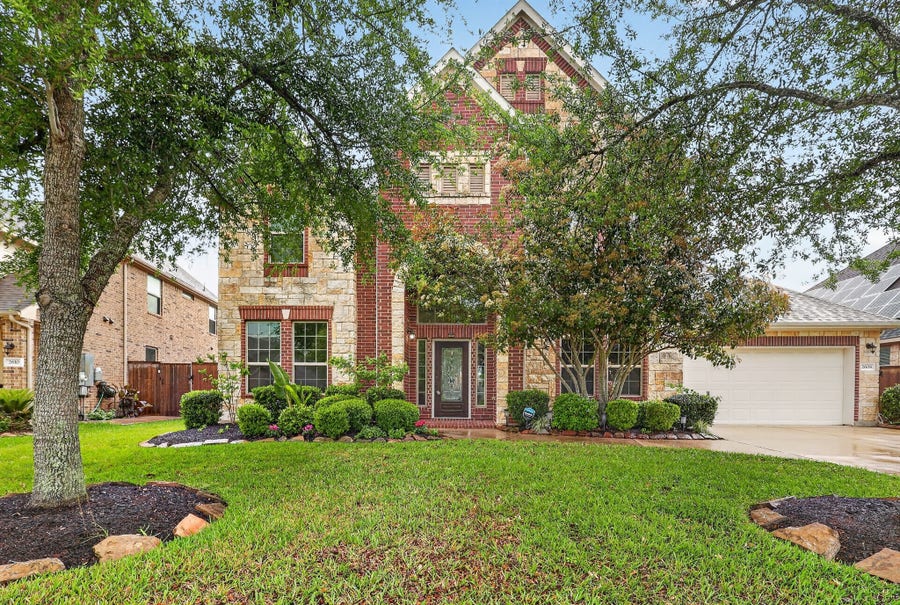 Property photo for 2608 Holbrook Springs Lane, League City, TX