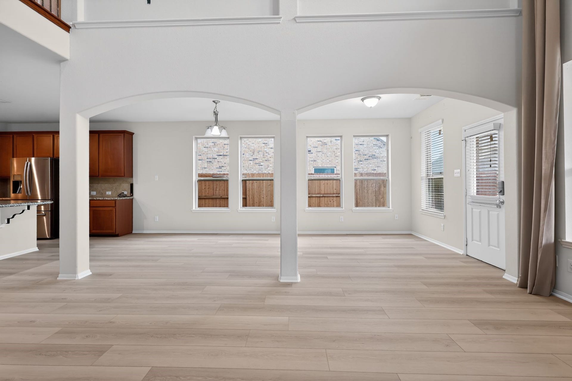 2608 Holbrook Springs Lane, League City, TX 77573 Large breakfast nook or dining area