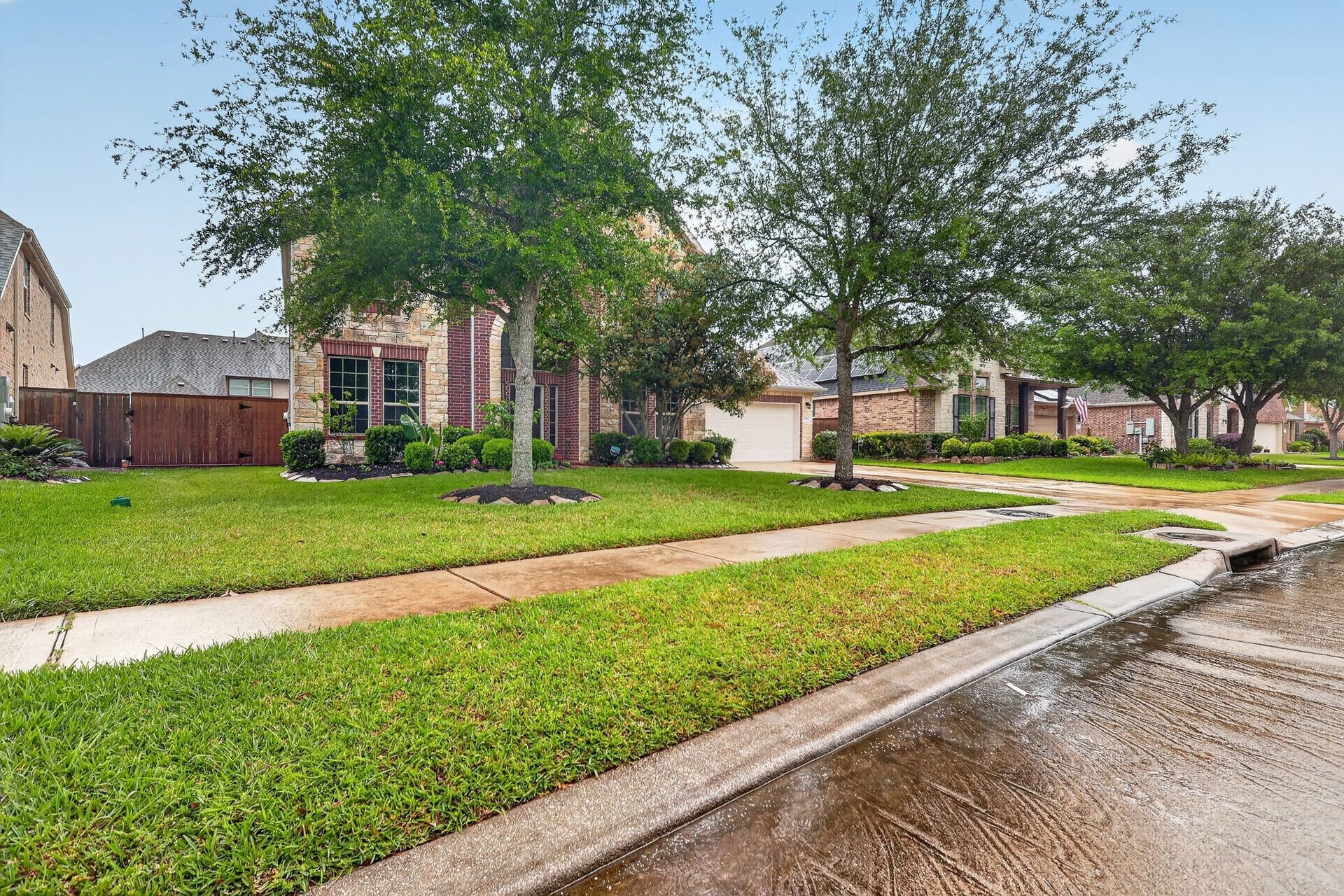 2608 Holbrook Springs Lane, League City, TX 77573 2608 Holbrook Springs Lane, League City, TX 77573