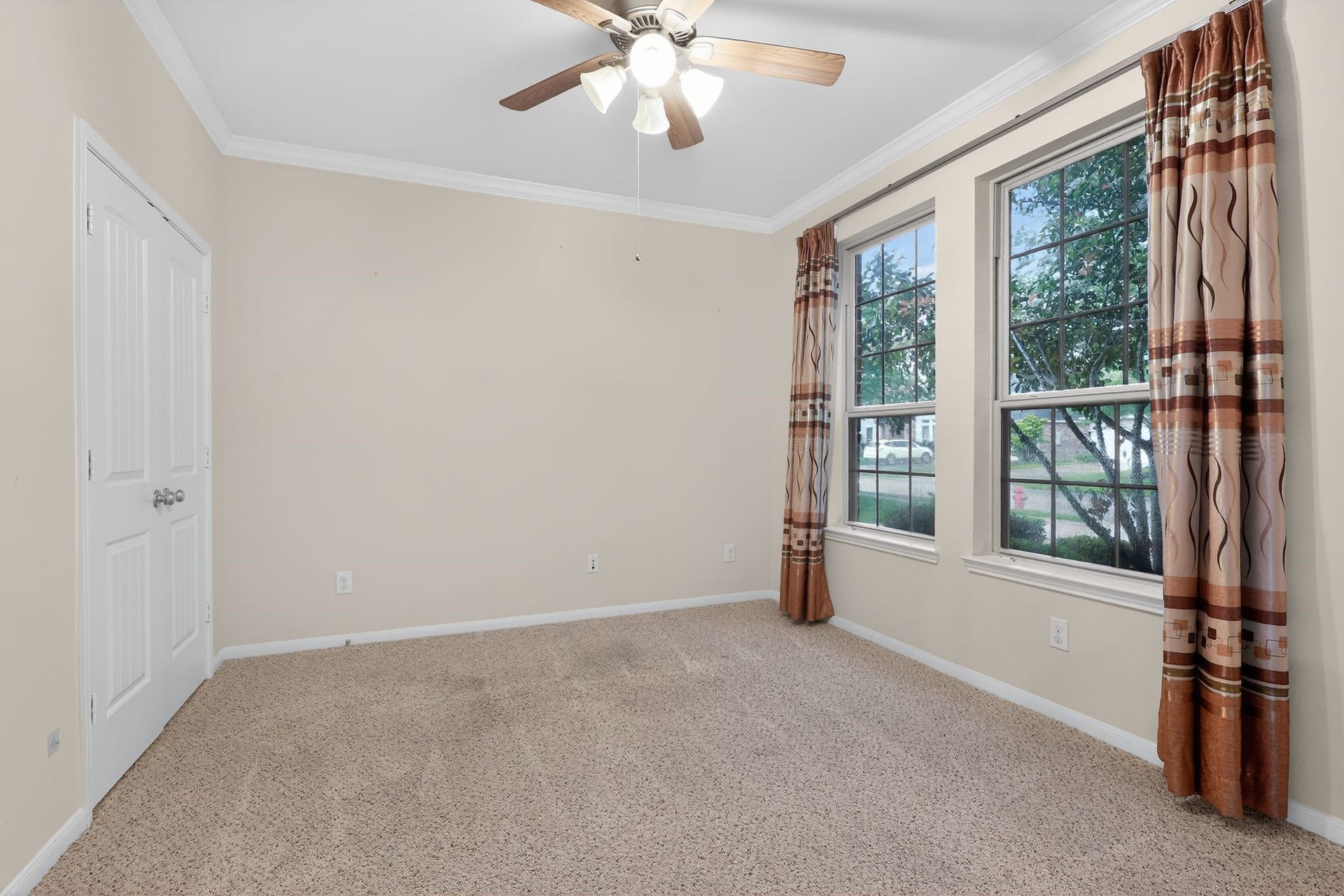 2608 Holbrook Springs Lane, League City, TX 77573 Guest room #2