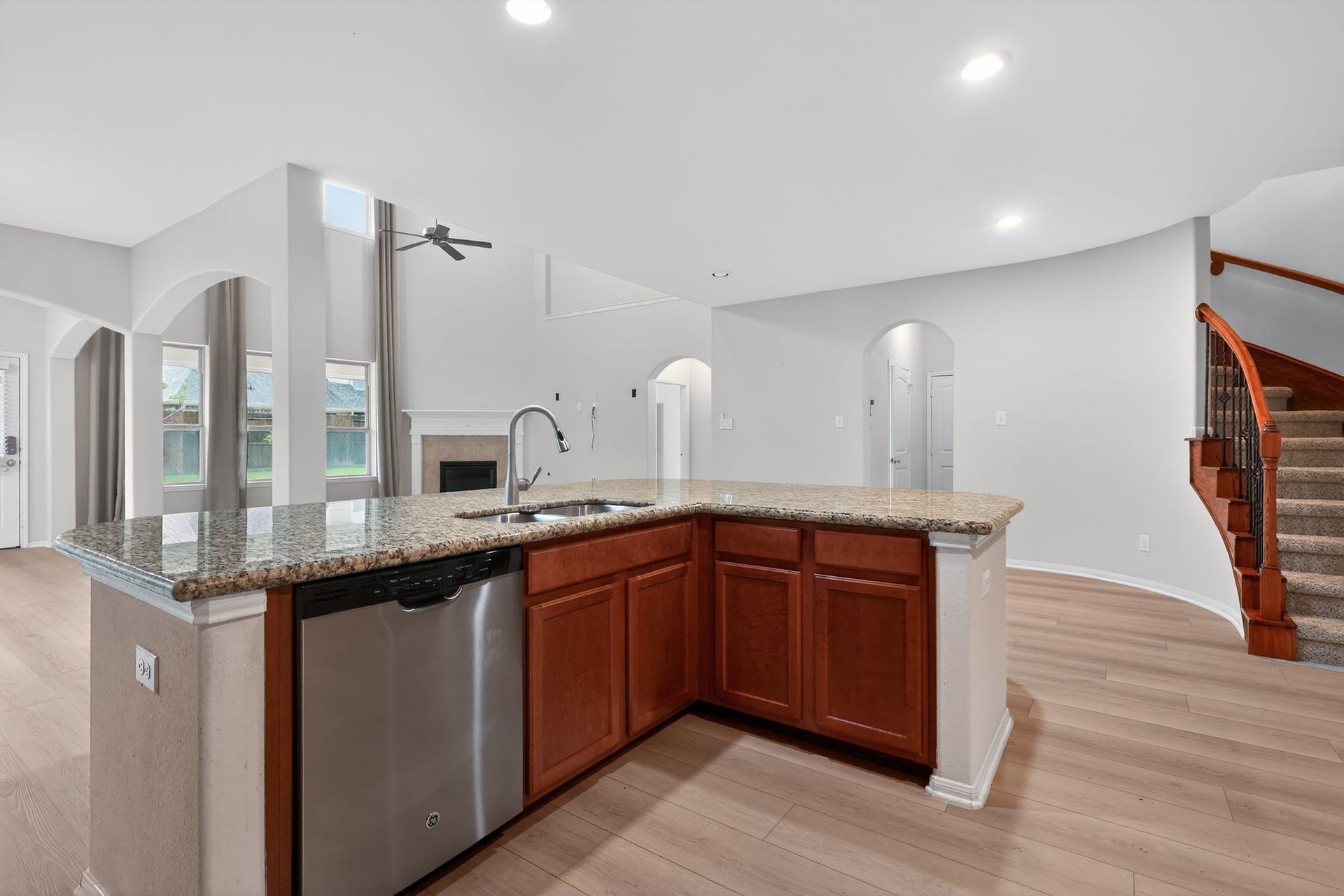 2608 Holbrook Springs Lane, League City, TX 77573 2608 Holbrook Springs Lane, League City, TX 77573