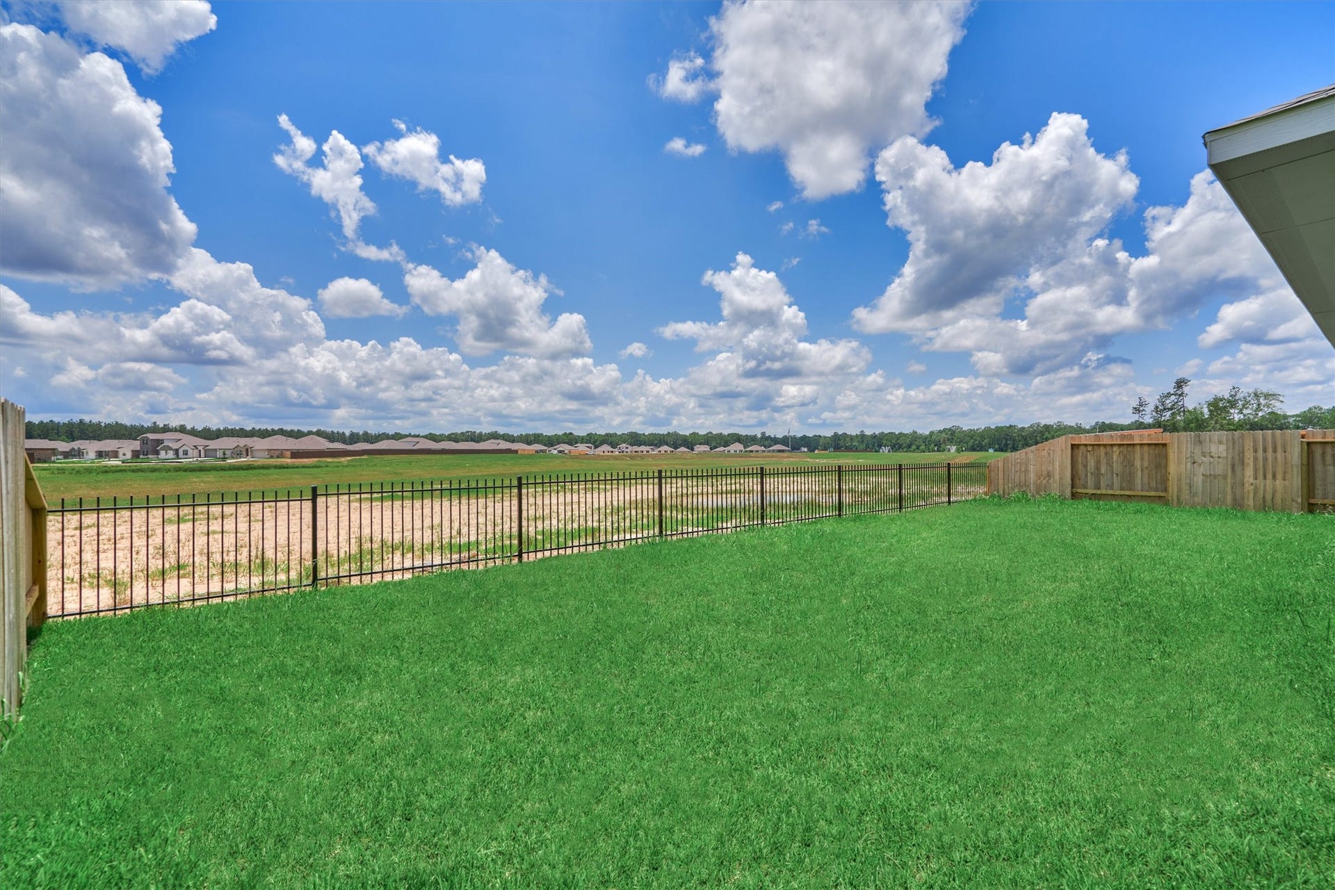 20930 New Proper Drive, New Caney, TX 77357 20930 New Proper Drive, New Caney, TX 77357