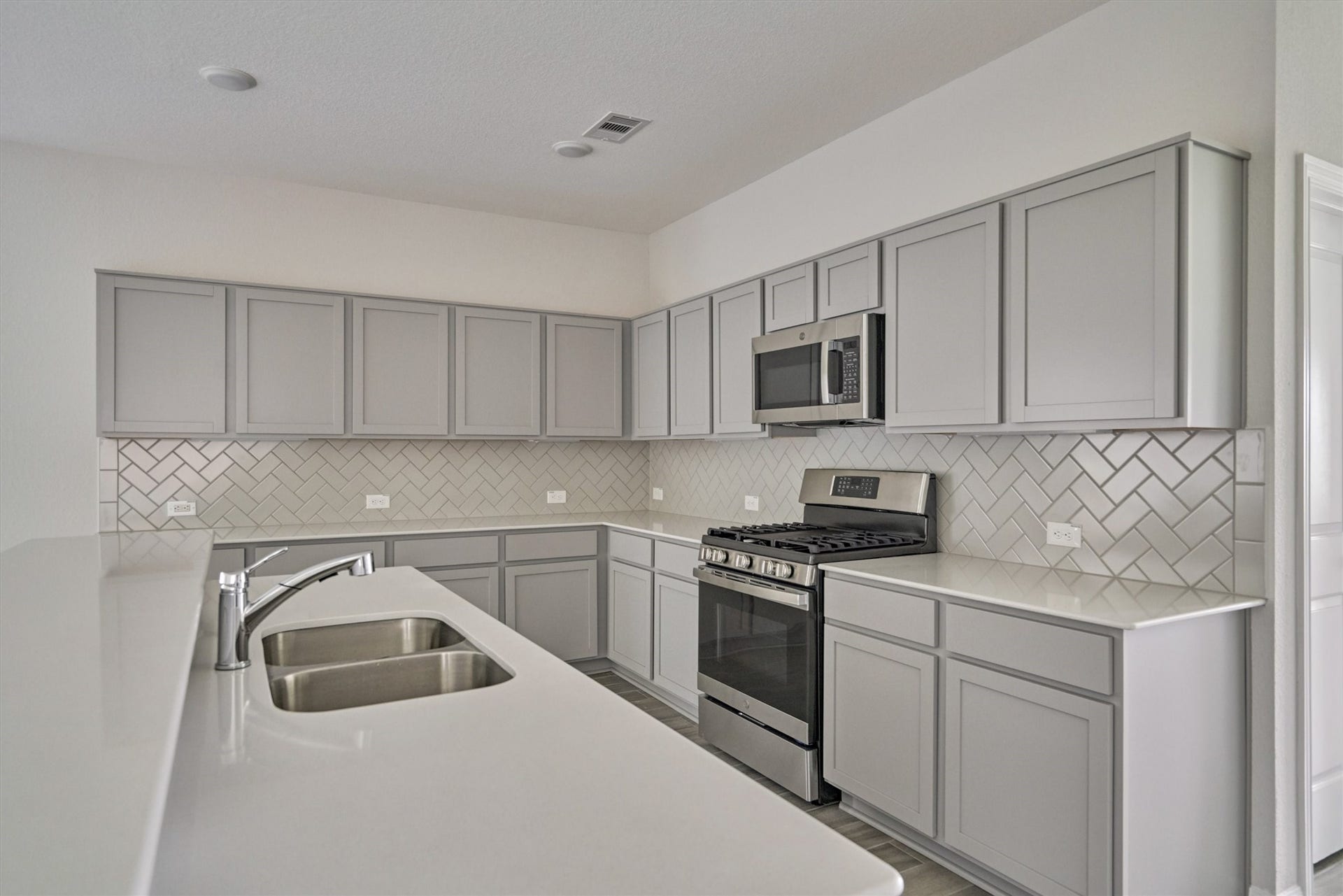 20930 New Proper Drive, New Caney, TX 77357 20930 New Proper Drive, New Caney, TX 77357