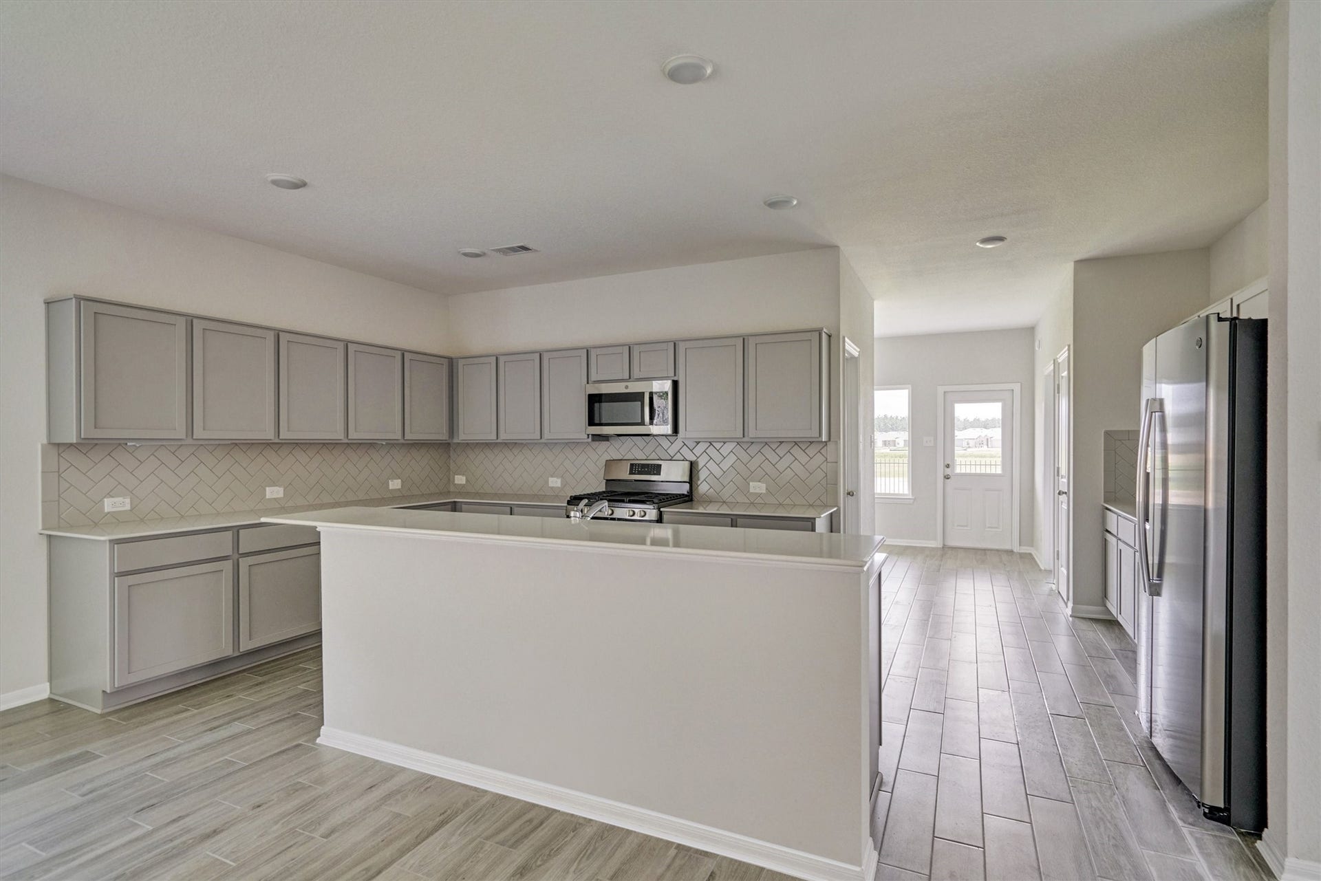 20930 New Proper Drive, New Caney, TX 77357 20930 New Proper Drive, New Caney, TX 77357