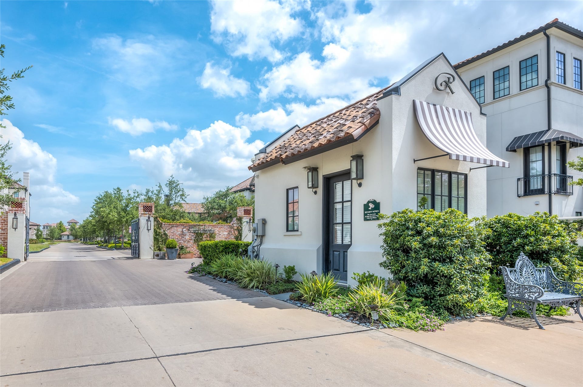7554 Little Caprese Lane, Houston, TX 77055 Guard gate for added security.