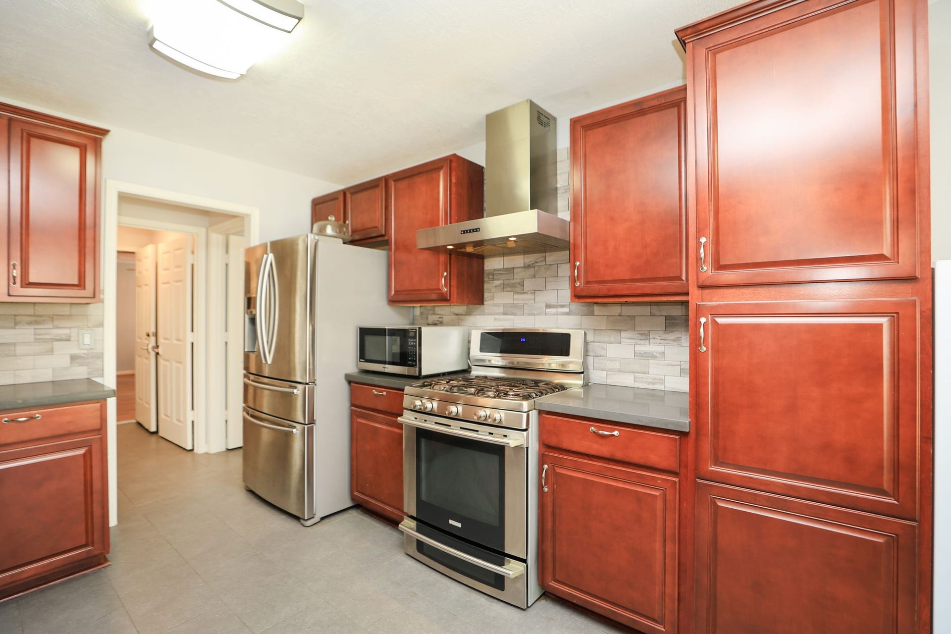 10403 Twin Oak Drive, Conroe, TX 77385 5 Burner Gas Range