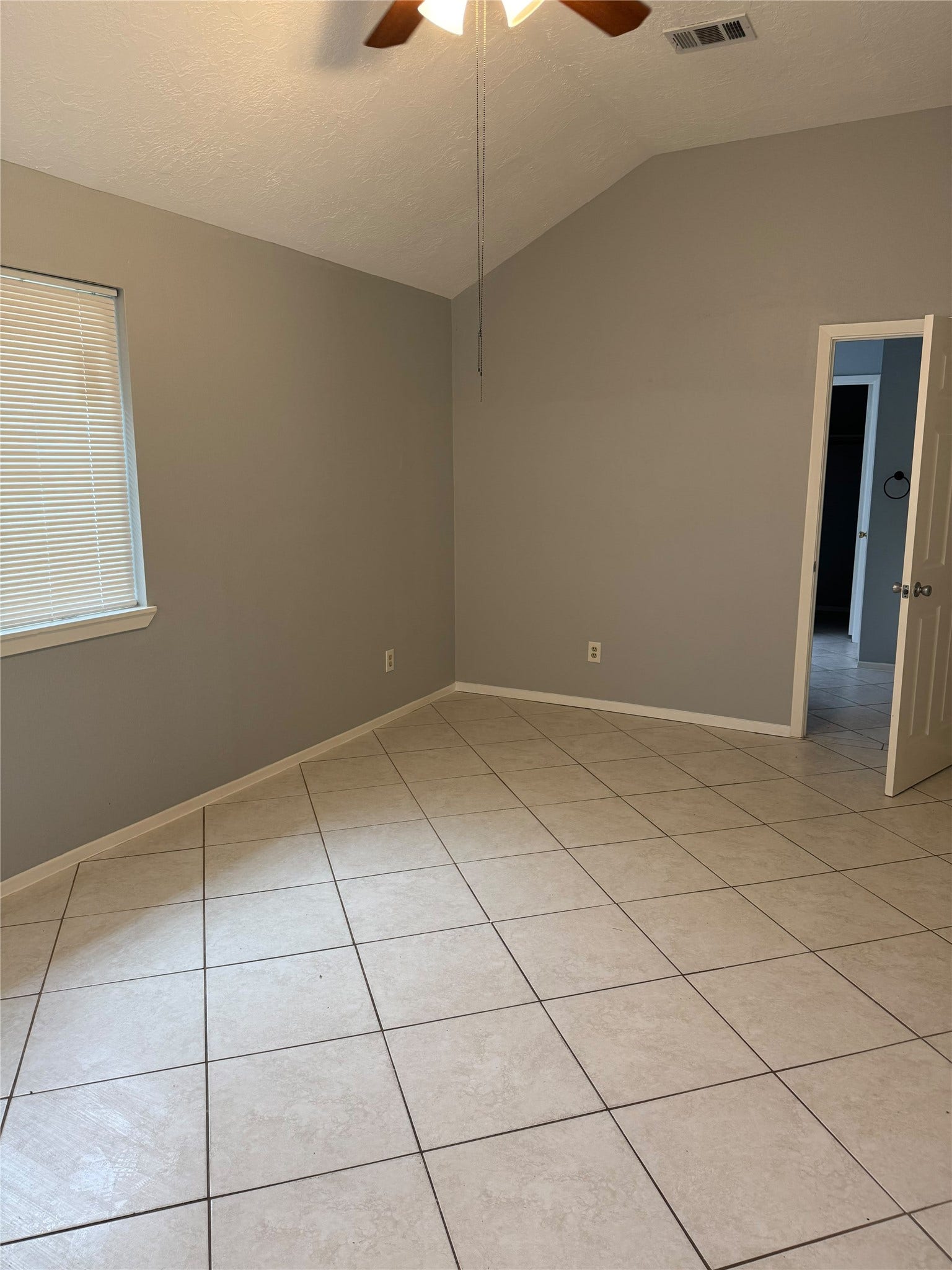 4207 Maple Cross Drive, Pasadena, TX 77505