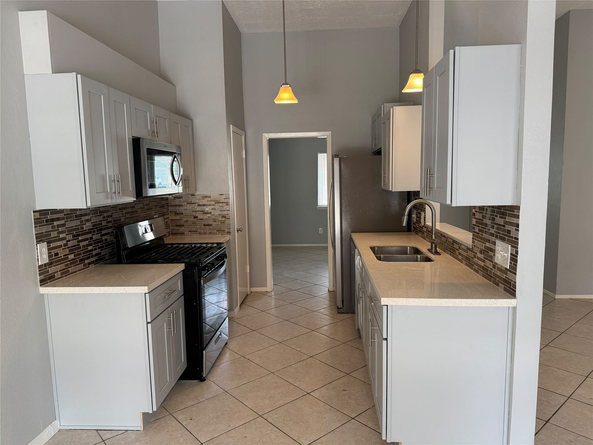4207 Maple Cross Drive, Pasadena, TX 77505