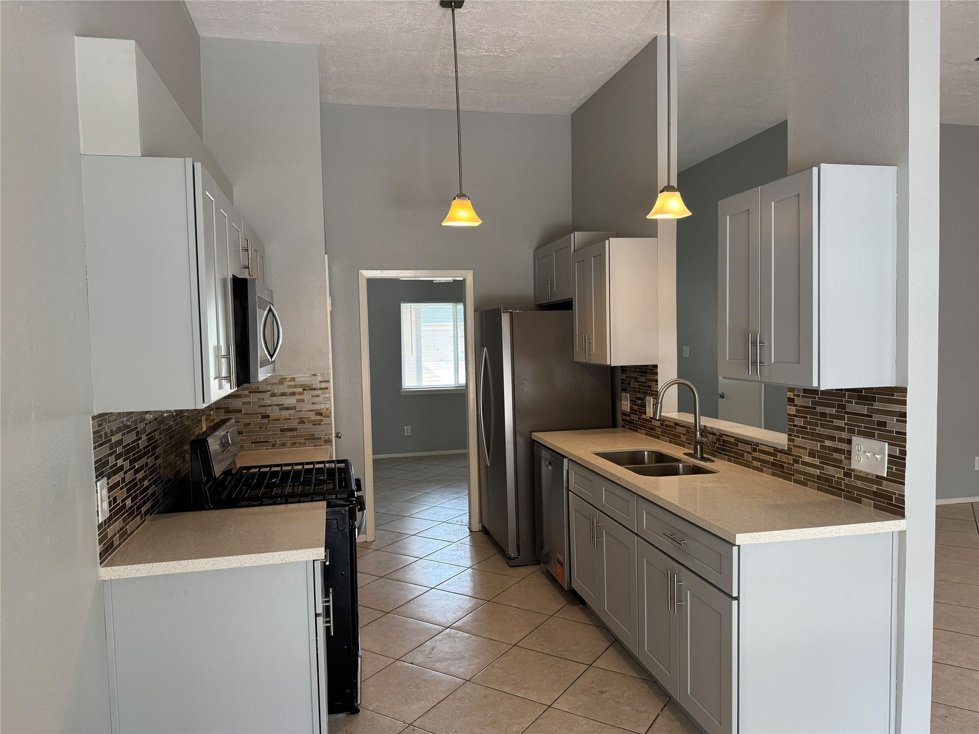 4207 Maple Cross Drive, Pasadena, TX 77505
