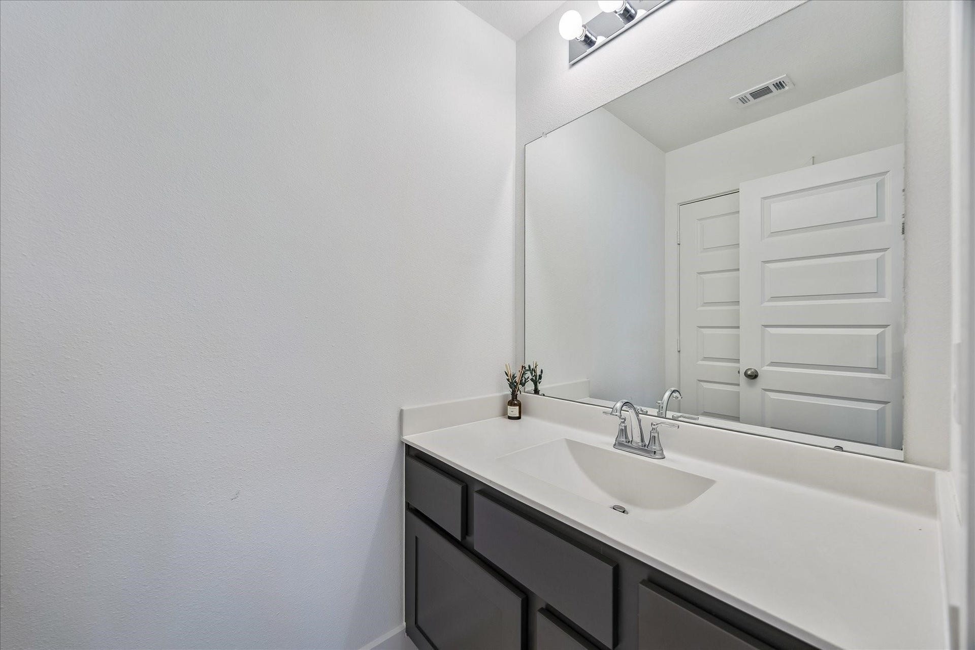 5134 Albany Shores Lane, Fulshear, TX 77441 5134 Albany Shores Lane, Fulshear, TX 77441