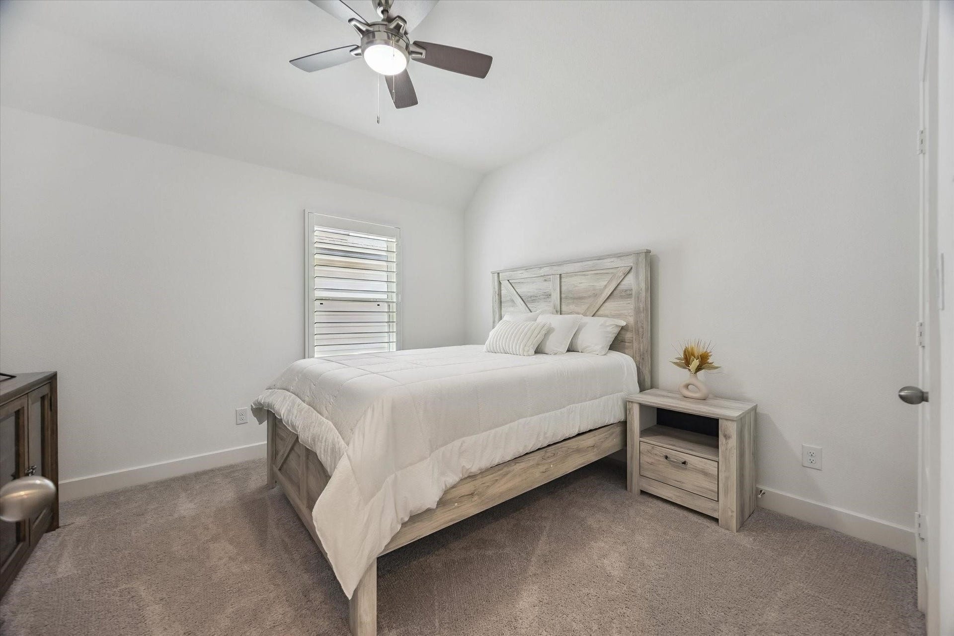 5134 Albany Shores Lane, Fulshear, TX 77441 5134 Albany Shores Lane, Fulshear, TX 77441