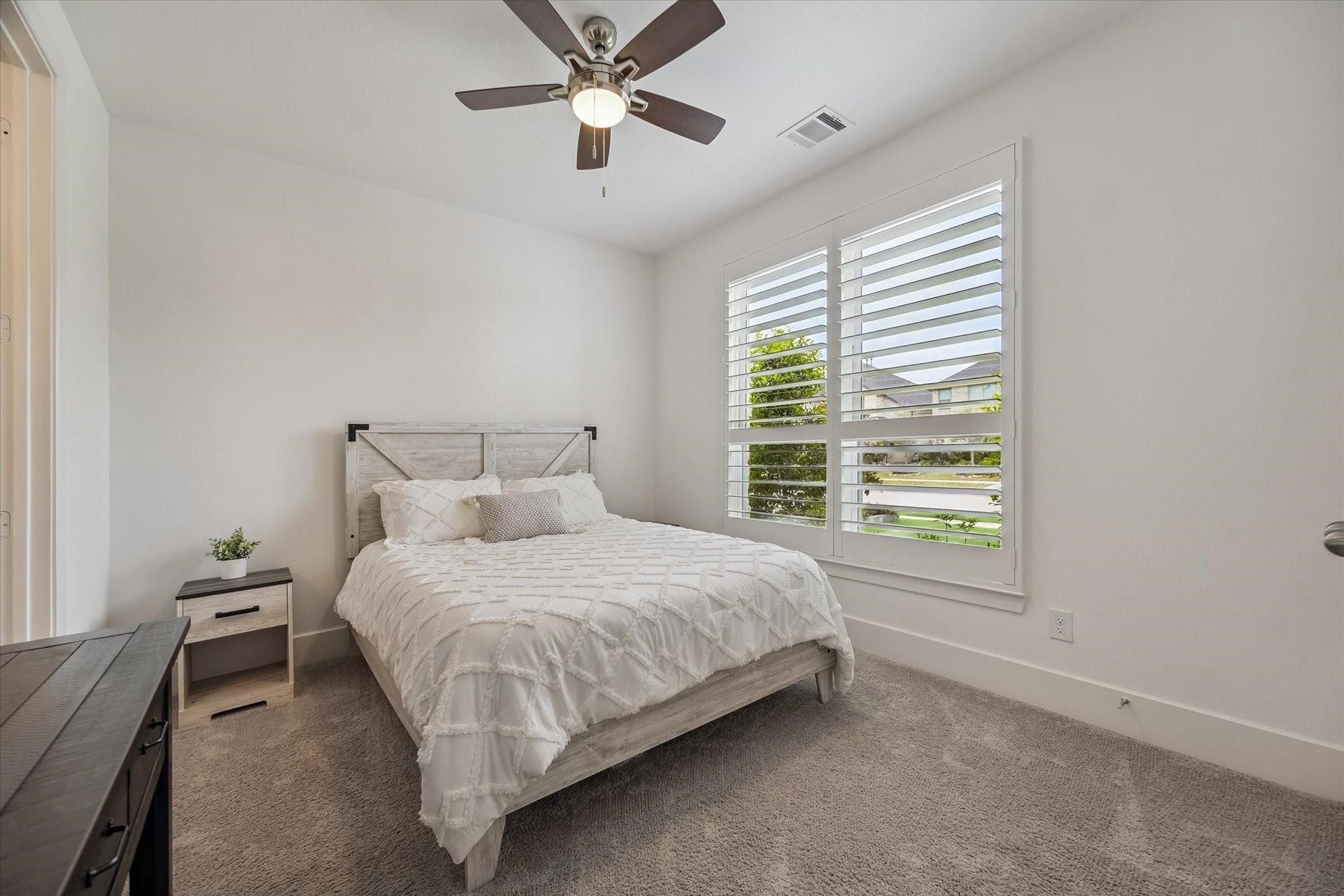 5134 Albany Shores Lane, Fulshear, TX 77441 5134 Albany Shores Lane, Fulshear, TX 77441