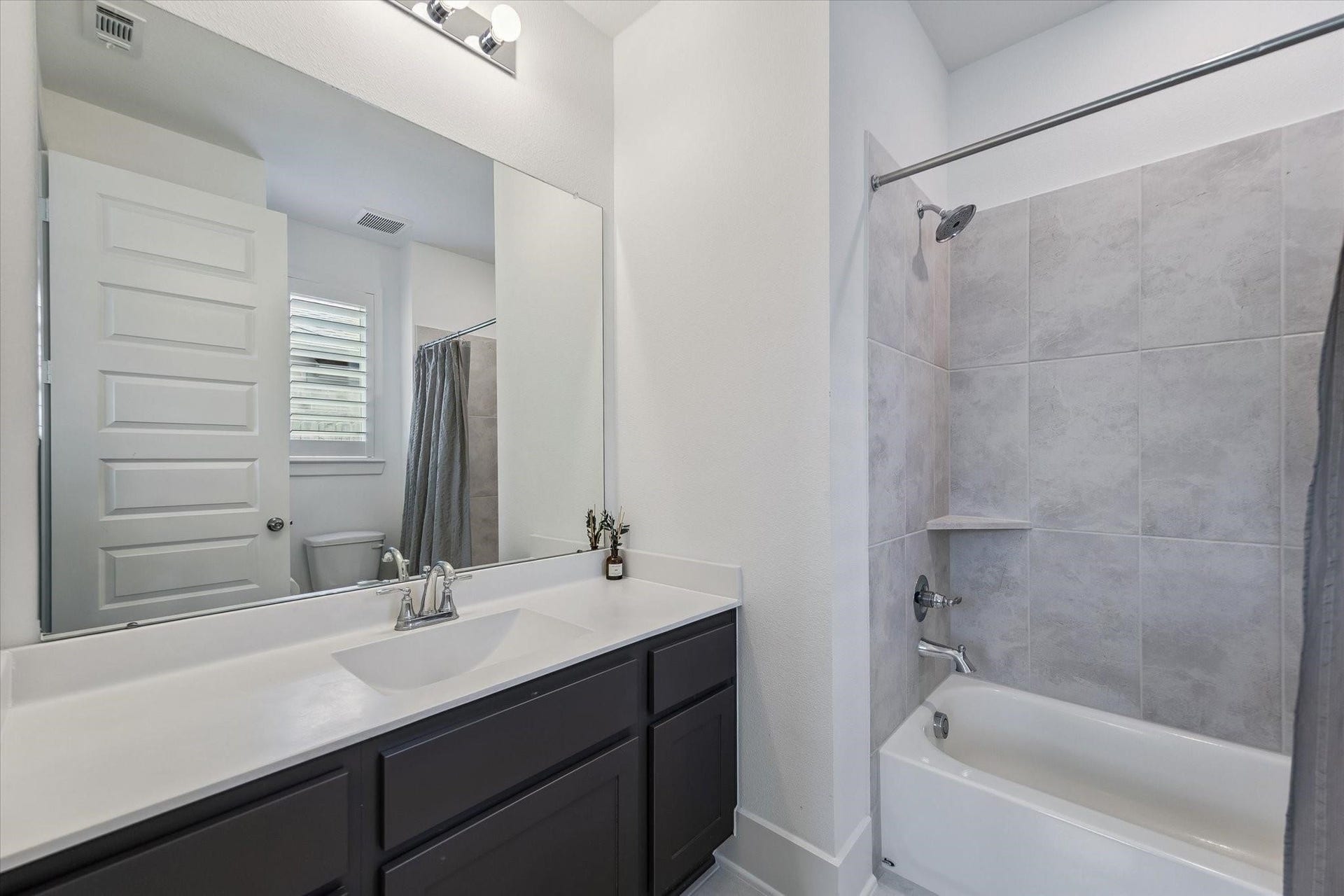 5134 Albany Shores Lane, Fulshear, TX 77441 5134 Albany Shores Lane, Fulshear, TX 77441