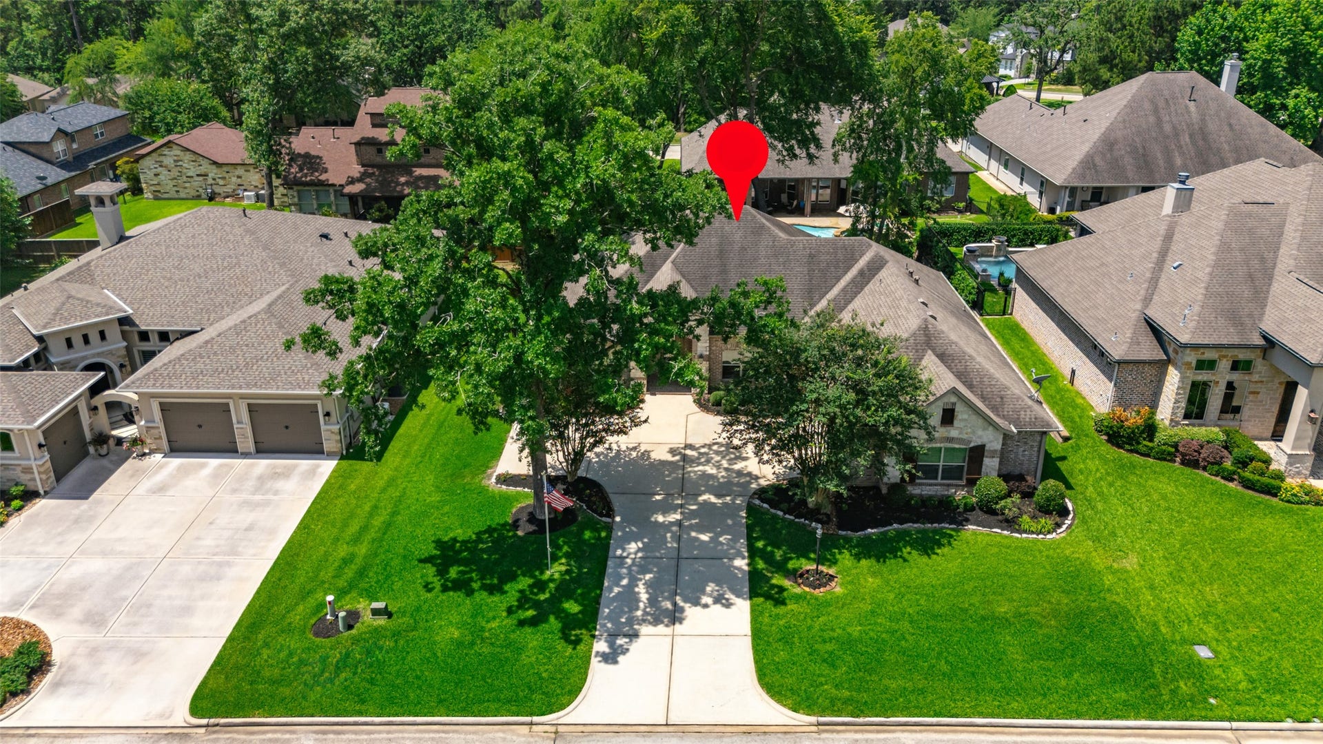 118 Pine Bluff Drive, Montgomery, TX 77356 Welcome Home - 118 Pine Bluff Drive!