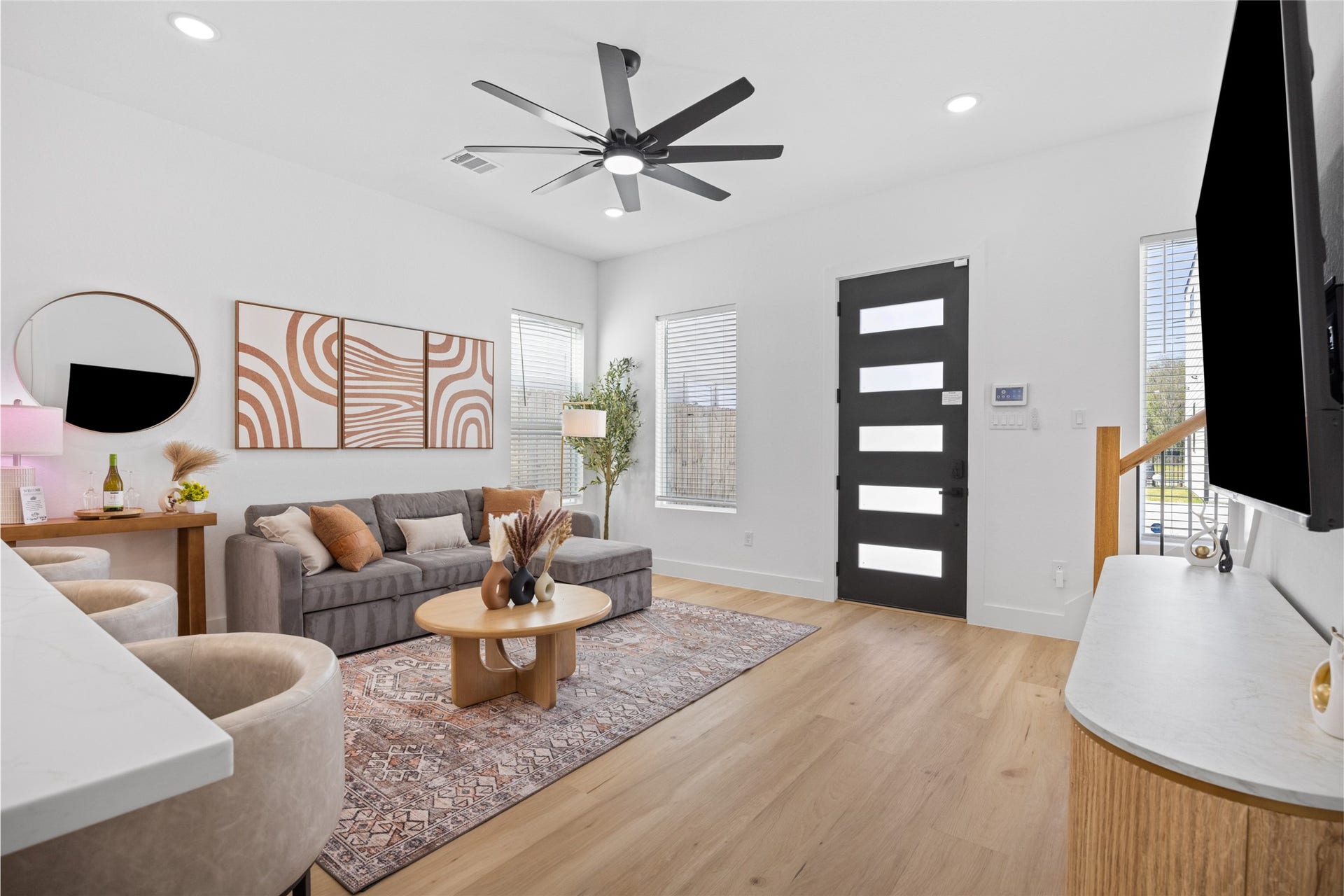 9019 Comal Street, #B, Houston, TX 77051 9019 Comal Street, #B, Houston, TX 77051