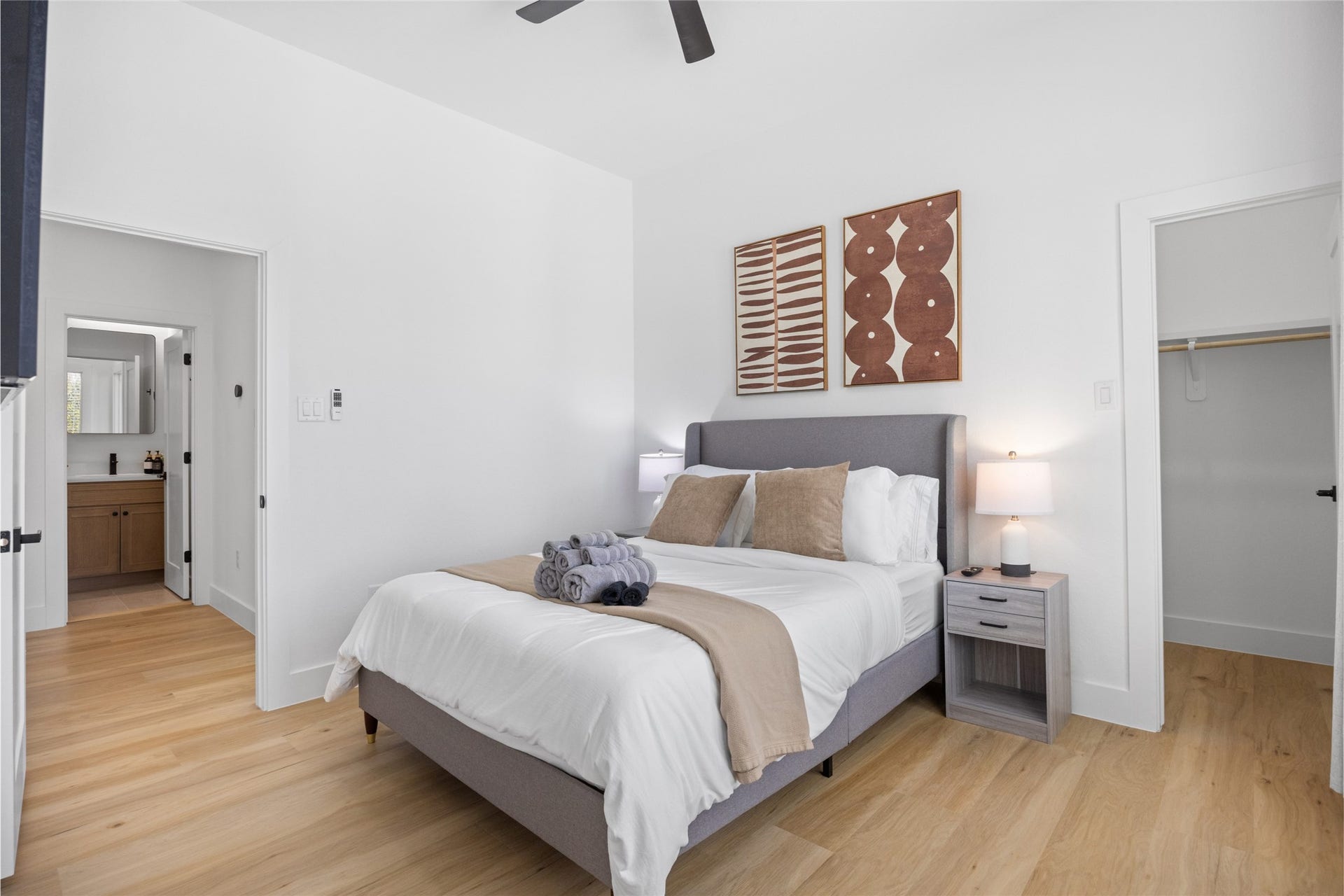 9019 Comal Street, #B, Houston, TX 77051 9019 Comal Street, #B, Houston, TX 77051