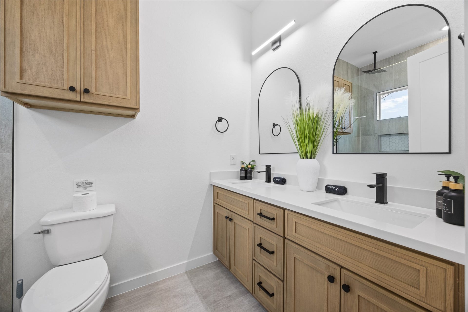9019 Comal Street, #B, Houston, TX 77051 9019 Comal Street, #B, Houston, TX 77051
