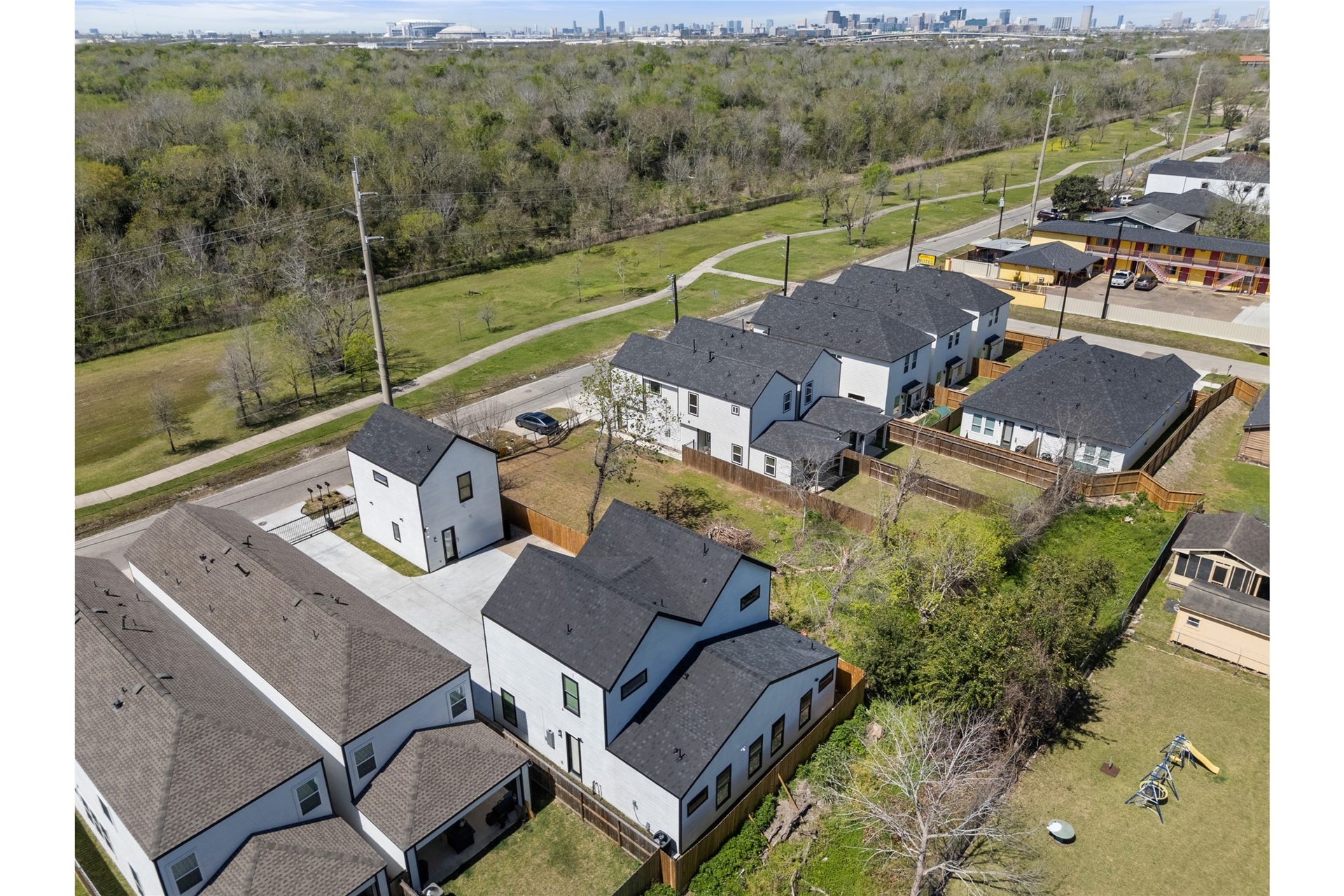9019 Comal Street, #B, Houston, TX 77051 9019 Comal Street, #B, Houston, TX 77051
