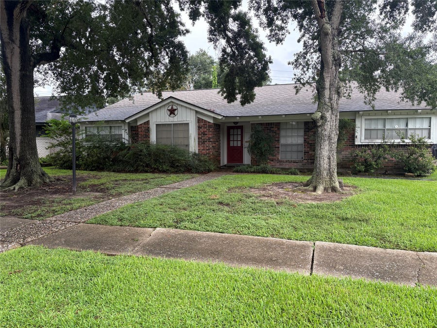 Property photo for 534 Bayview Drive, El Lago, TX