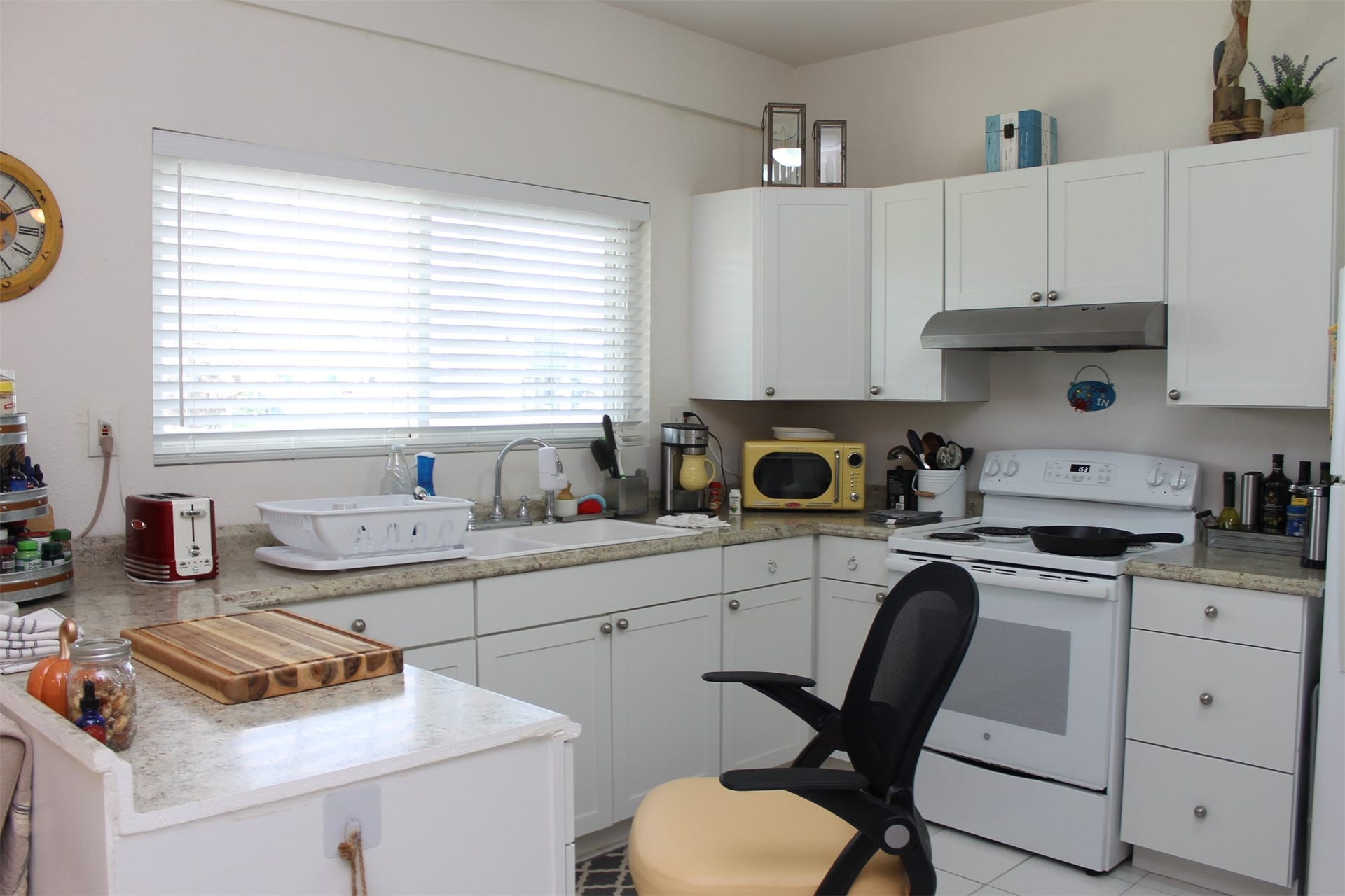 88 Tarpon Street, Bayou Vista, TX 77563 88 Tarpon Street, Bayou Vista, TX 77563