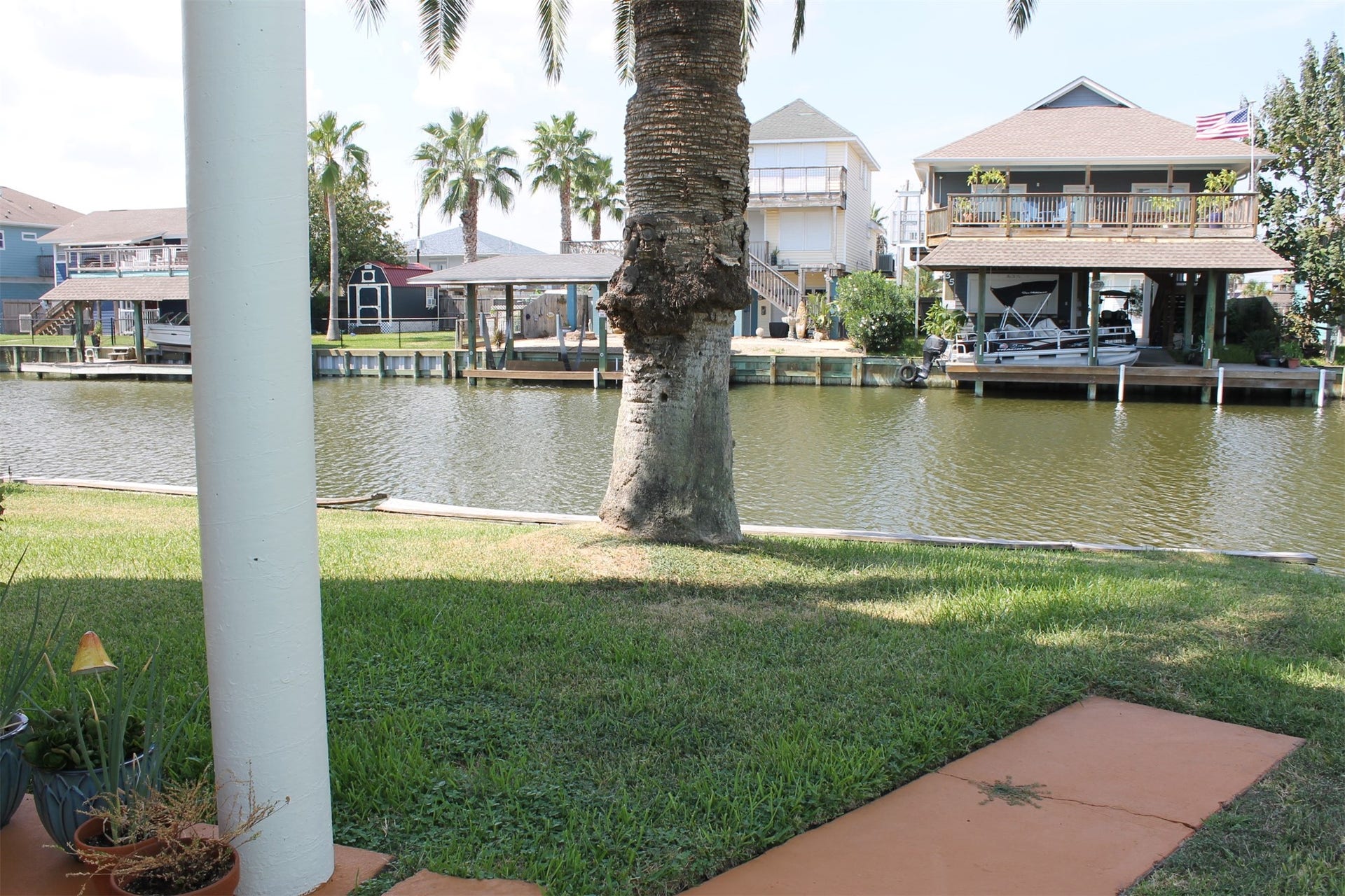 88 Tarpon Street, Bayou Vista, TX 77563 88 Tarpon Street, Bayou Vista, TX 77563