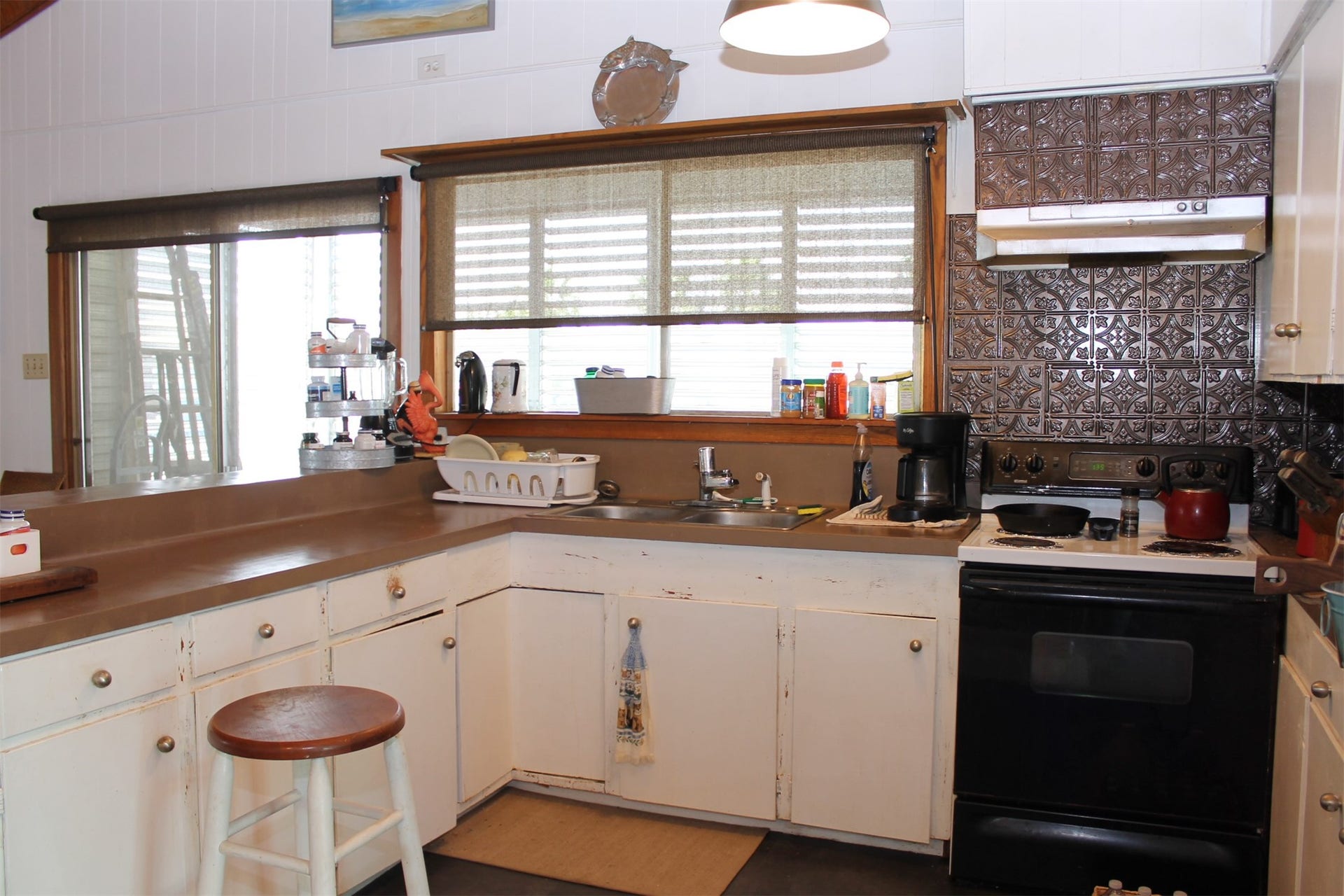 88 Tarpon Street, Bayou Vista, TX 77563 88 Tarpon Street, Bayou Vista, TX 77563