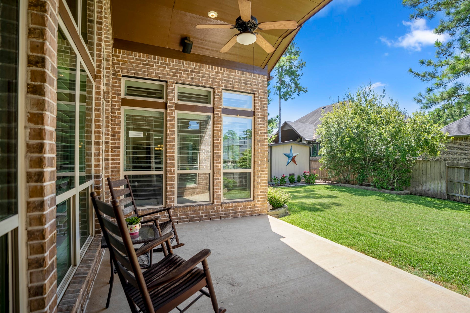 219 Chirping Squirrel Court, Pinehurst, TX 77362 219 Chirping Squirrel Court, Pinehurst, TX 77362