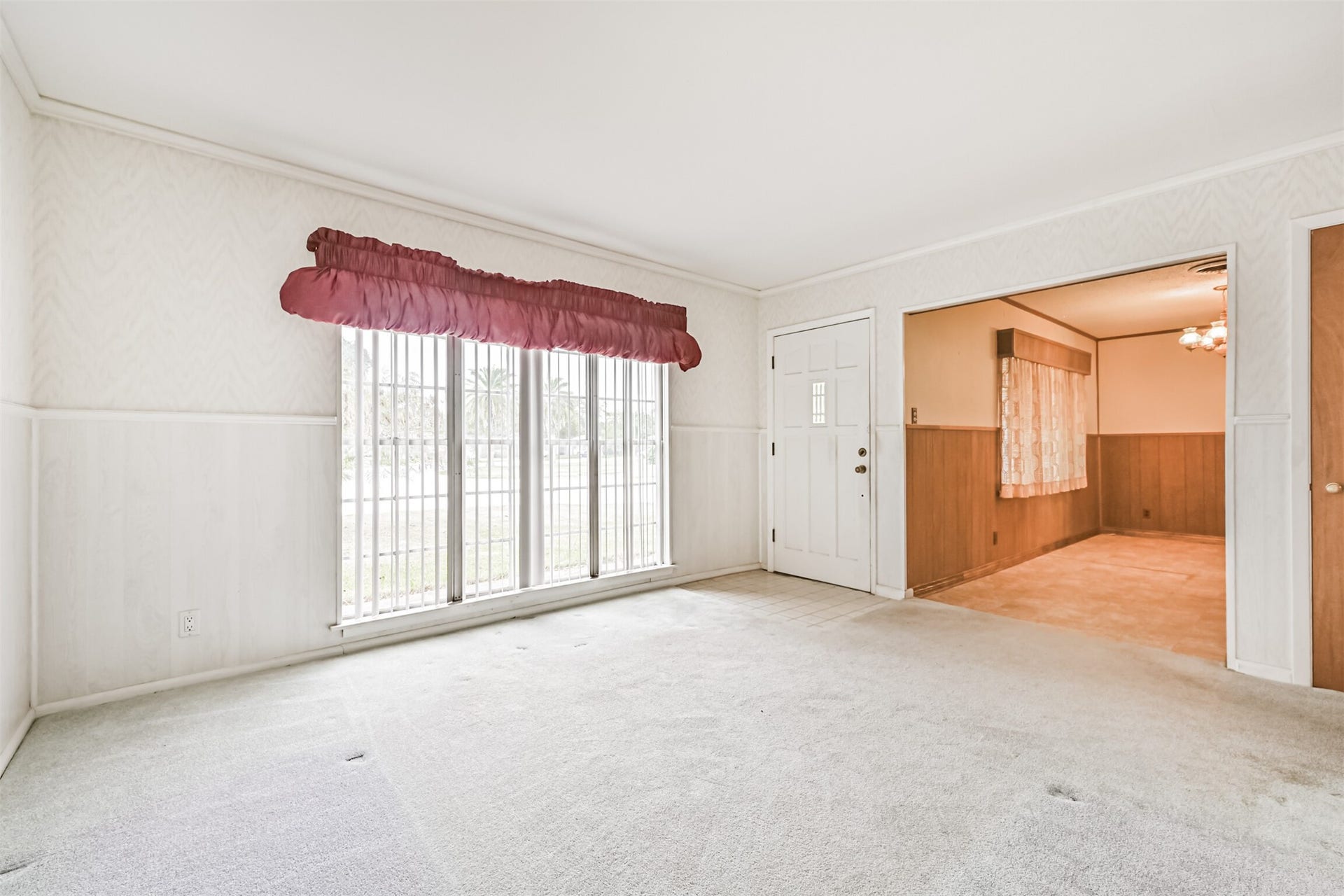 128 Forest Oaks Lane, Lake Jackson, TX 77566 128 Forest Oaks Lane, Lake Jackson, TX 77566