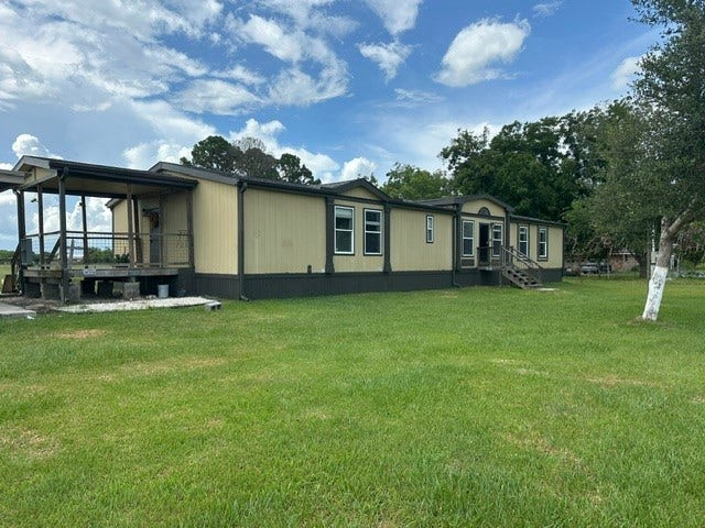 Property photo for 4828 County Road 392, Alvin, TX