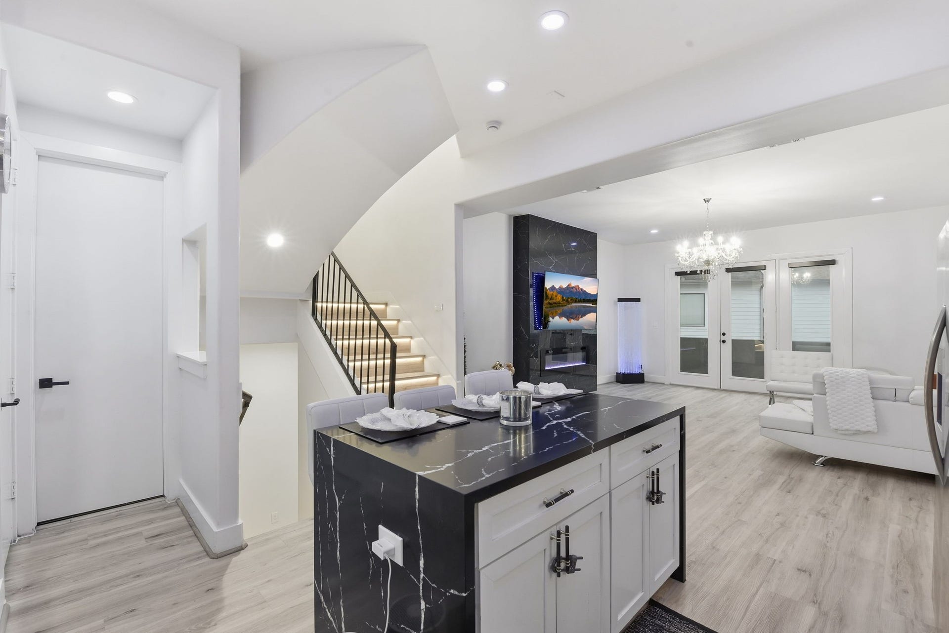 2026 Tuam Street, Houston, TX 77004 2026 Tuam Street, Houston, TX 77004