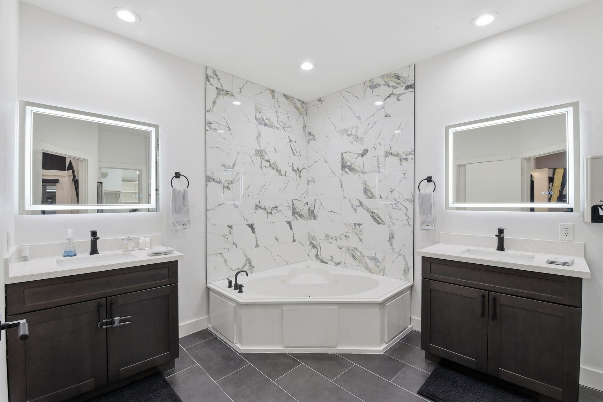2026 Tuam Street, Houston, TX 77004 2026 Tuam Street, Houston, TX 77004