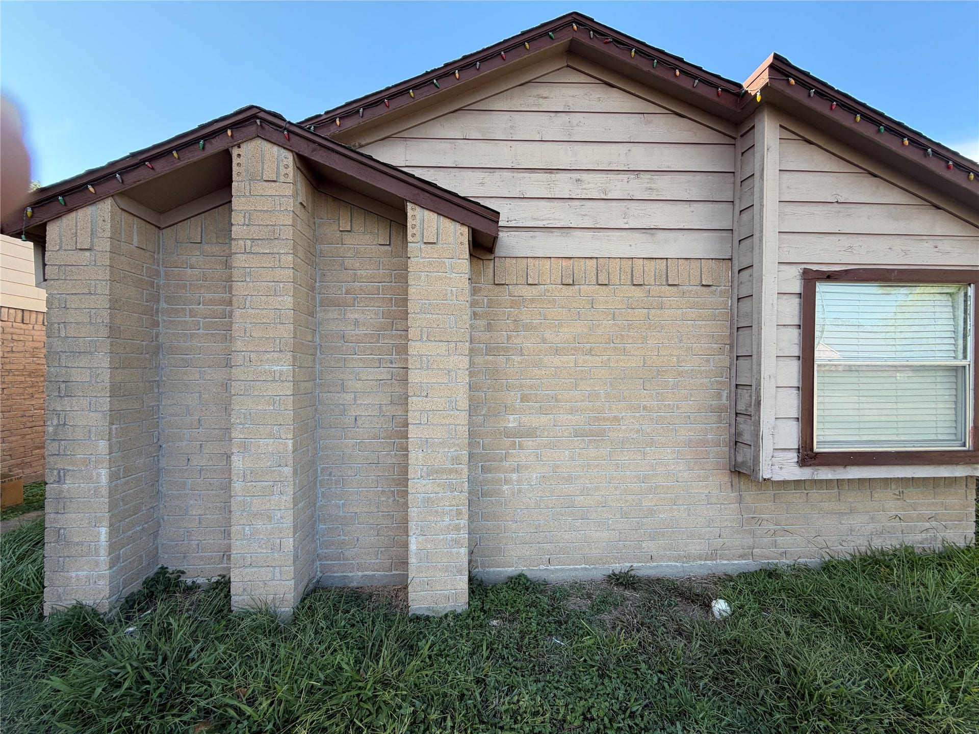 16006 Corsair Road, Houston, TX 77053 16006 Corsair Road, Houston, TX 77053