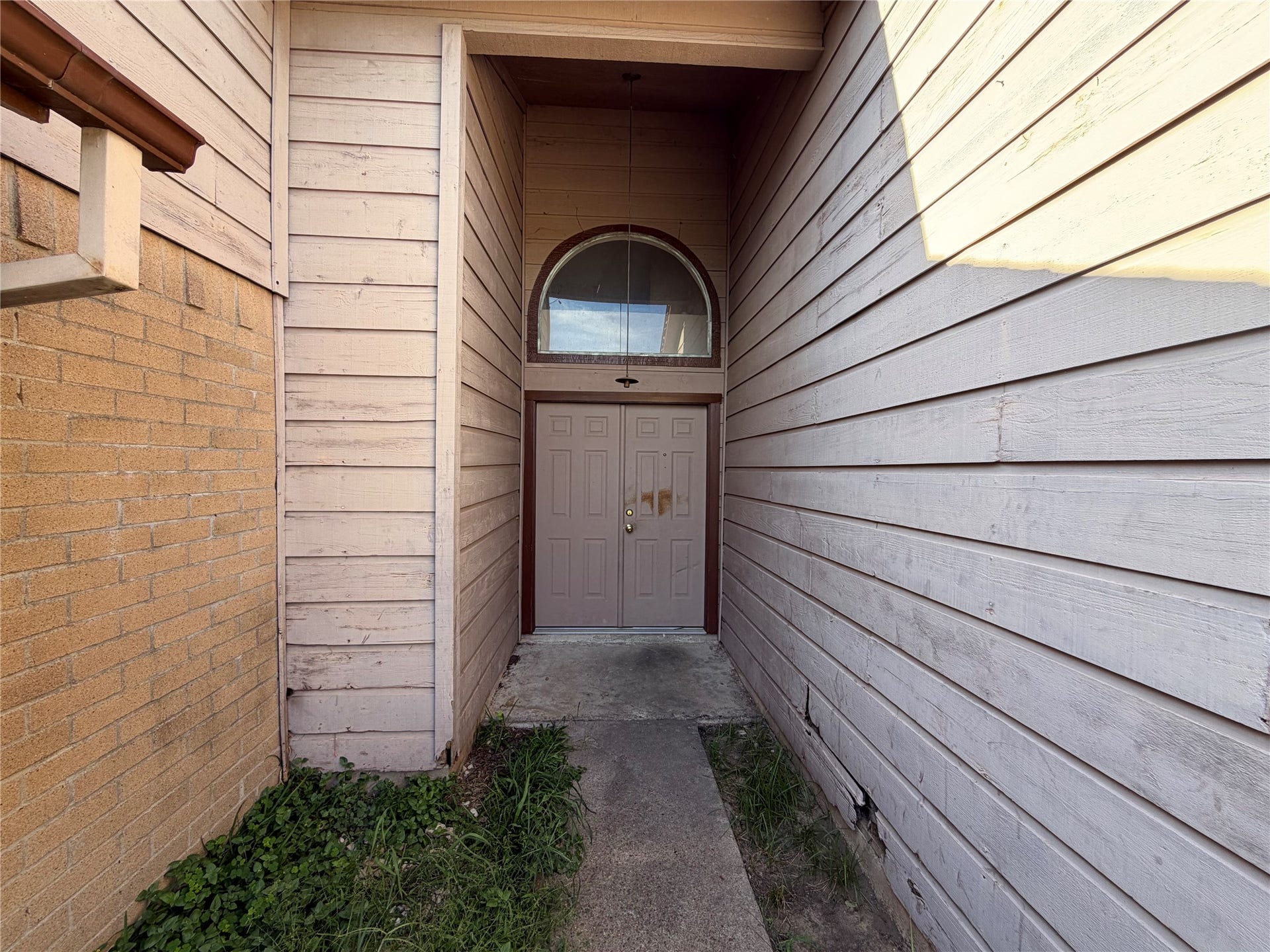 16006 Corsair Road, Houston, TX 77053 16006 Corsair Road, Houston, TX 77053
