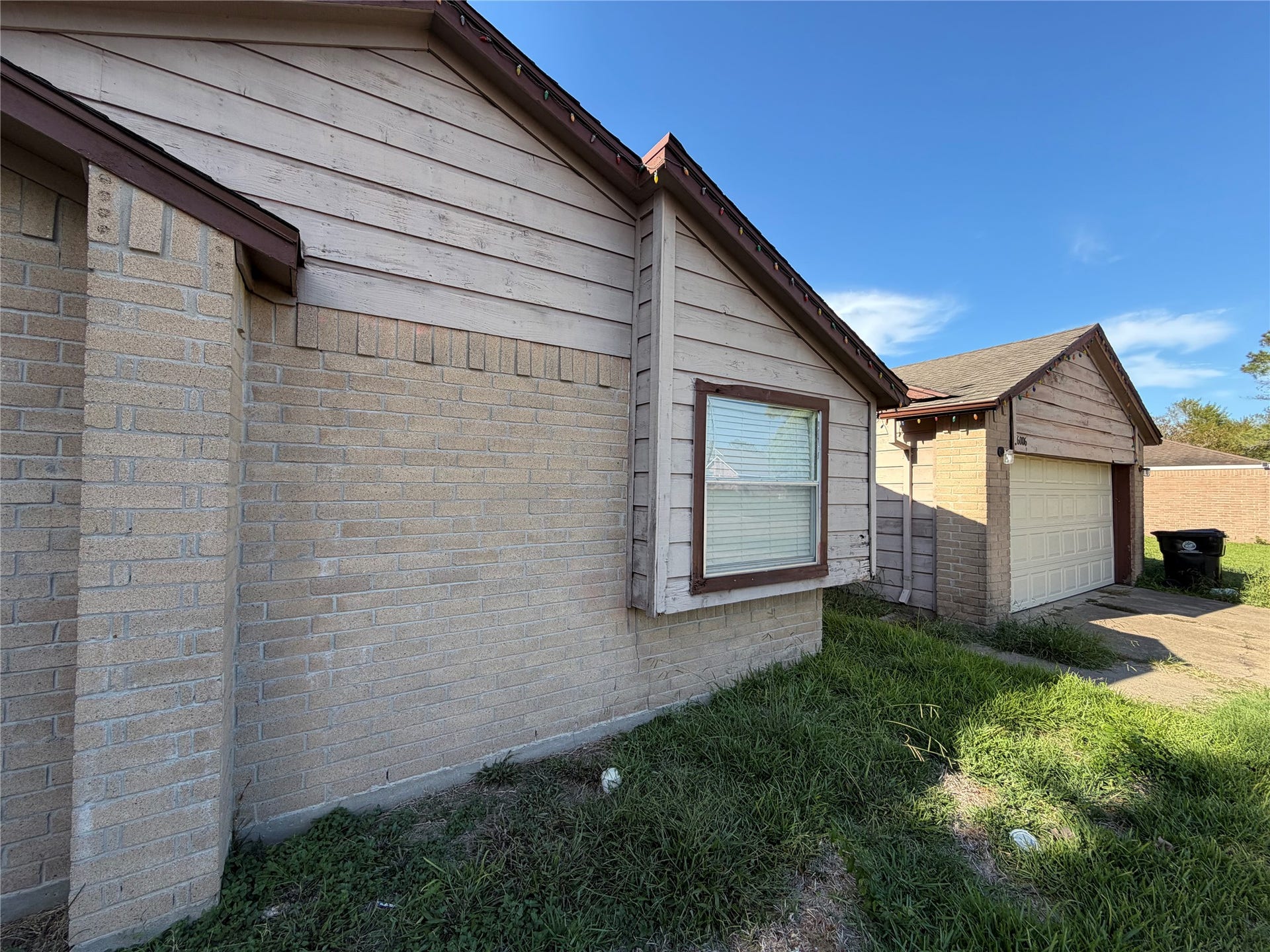16006 Corsair Road, Houston, TX 77053 16006 Corsair Road, Houston, TX 77053