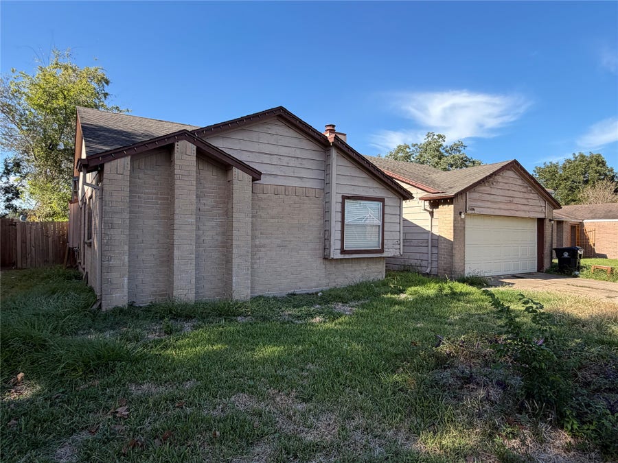 Property photo for 16006 Corsair Road, Houston, TX