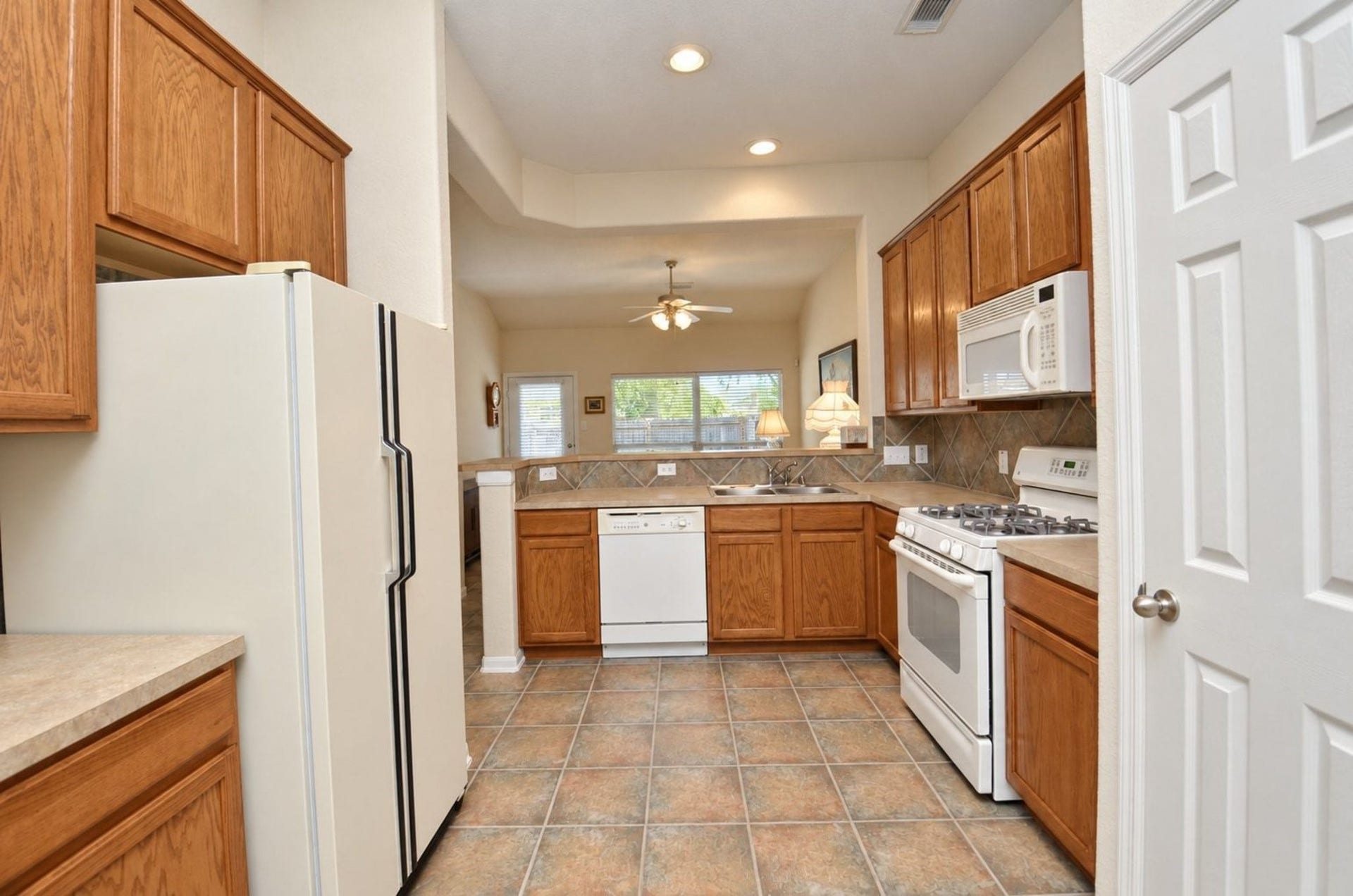8959 Silent Willow Lane, Sugar Land, TX 77479 8959 Silent Willow Lane, Sugar Land, TX 77479