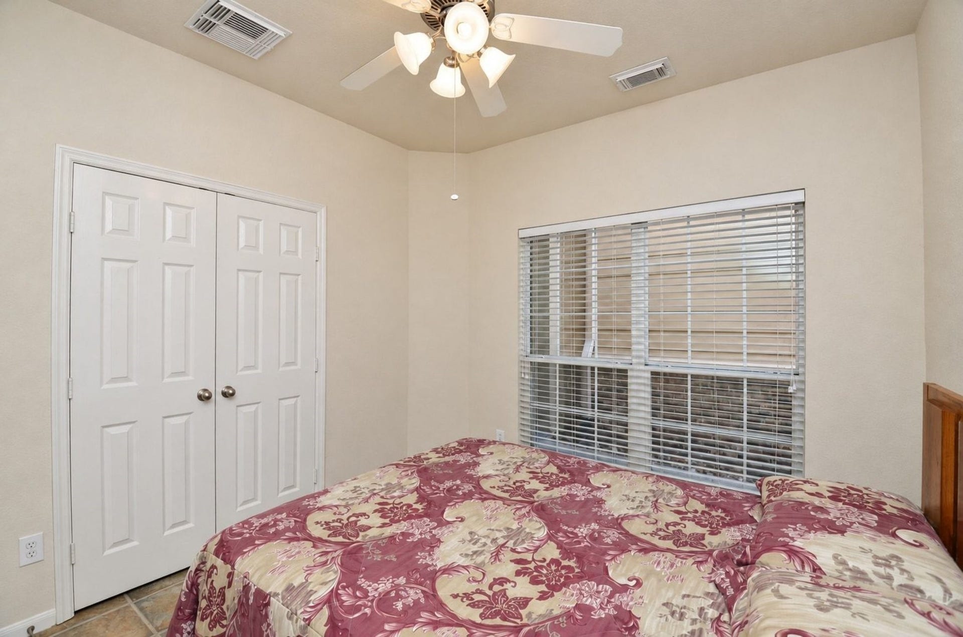 8959 Silent Willow Lane, Sugar Land, TX 77479 8959 Silent Willow Lane, Sugar Land, TX 77479