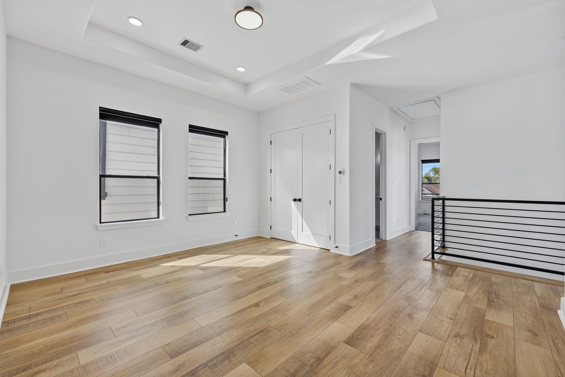 2420 Sumpter Street, Houston, TX 77026 2420 Sumpter Street, Houston, TX 77026