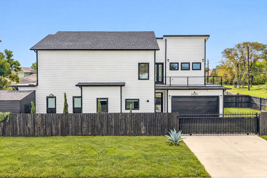 Property photo for 2420 Sumpter Street, Houston, TX
